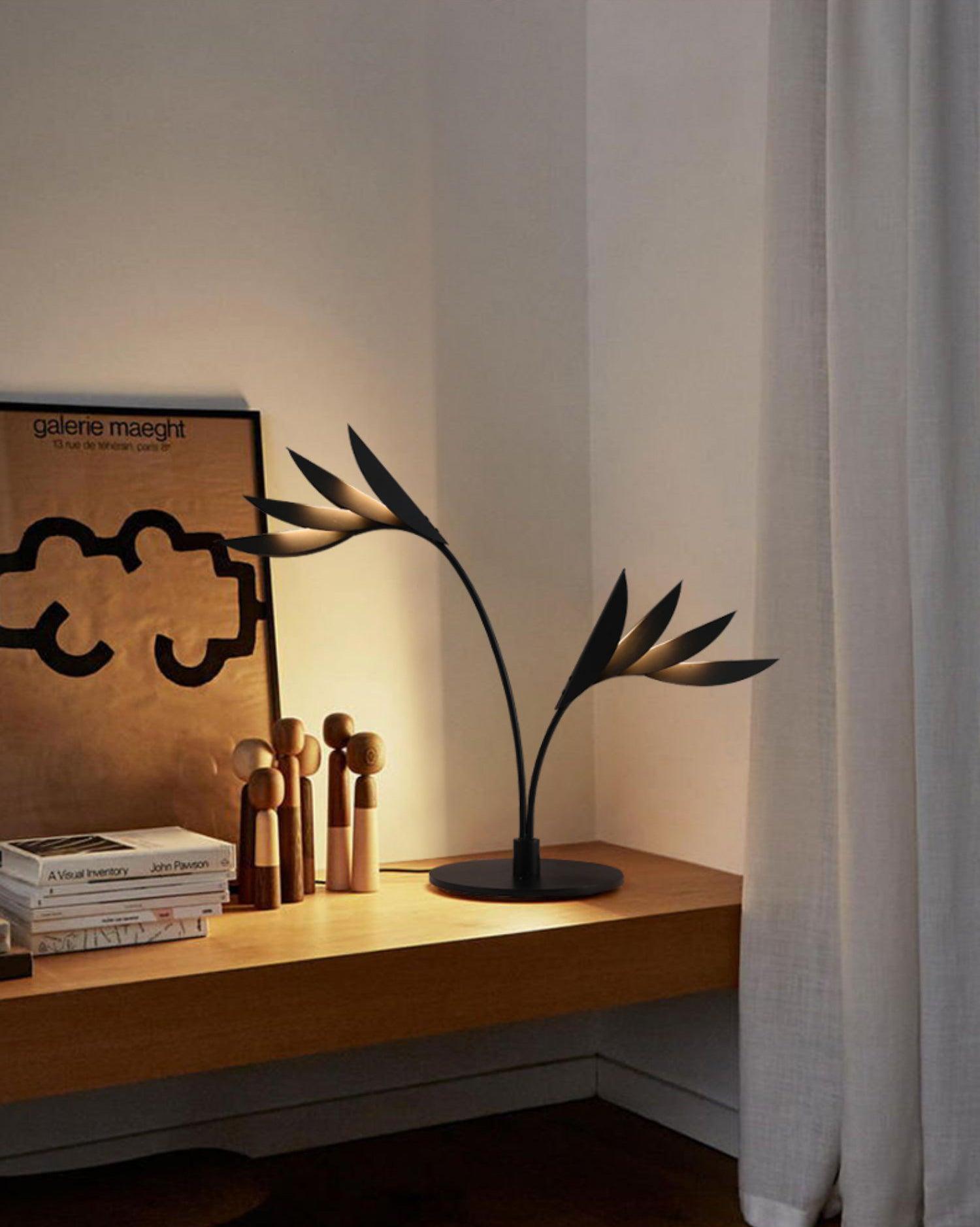 Double Leaf Table Lamp - Blowlighting