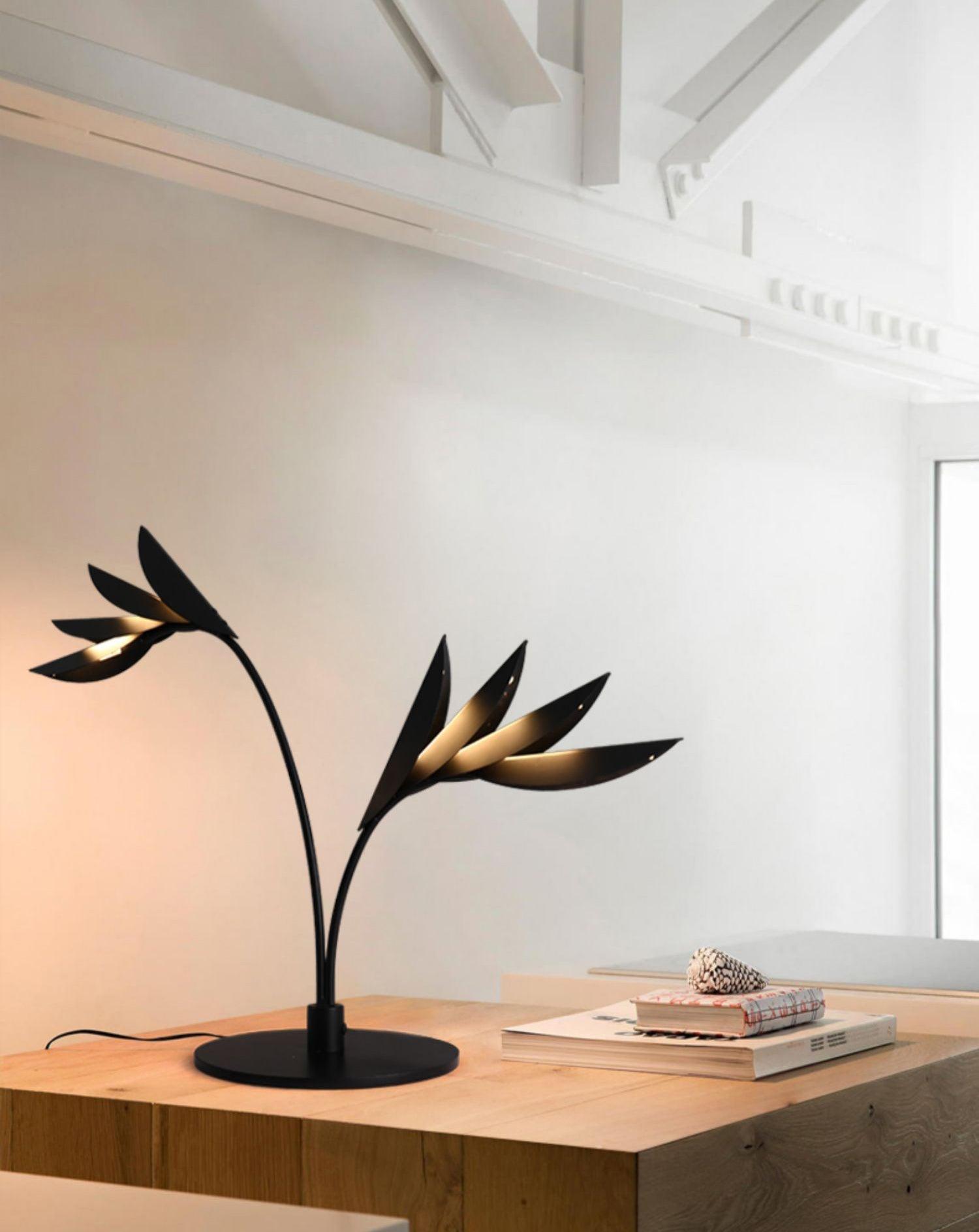 Double Leaf Table Lamp - Blowlighting