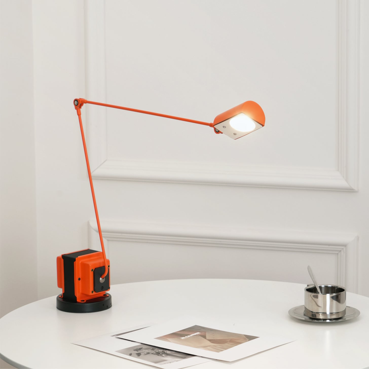 Dynamo Table Lamp - Blowlighting