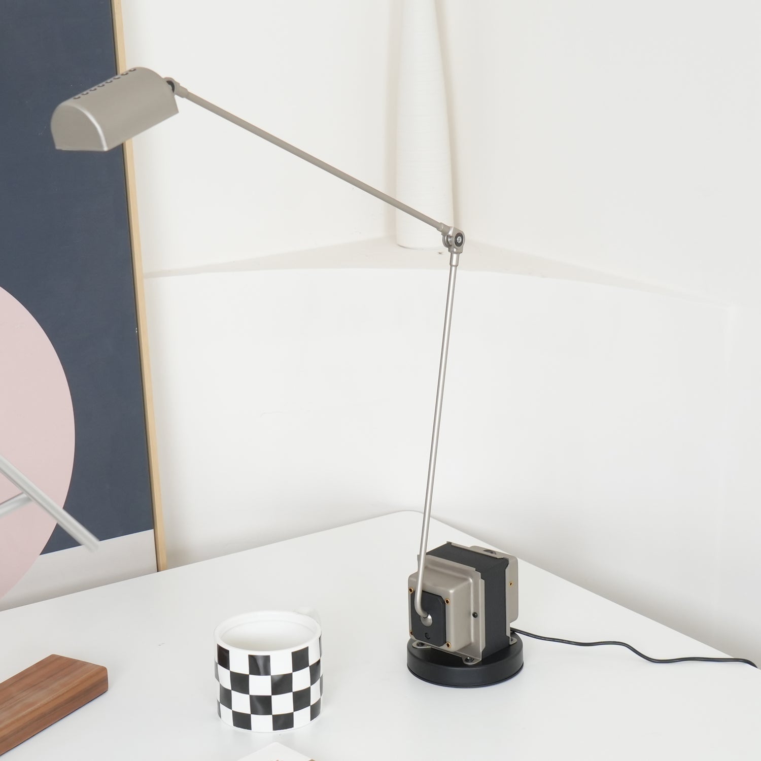 Dynamo Table Lamp - Blowlighting