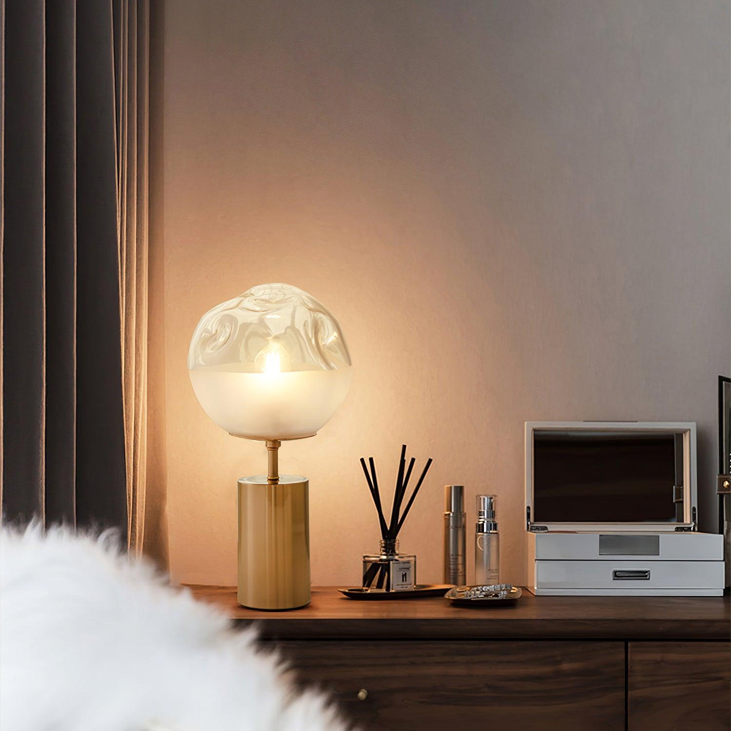 Aurea Classic Glass Table Lamp - Blowlighting