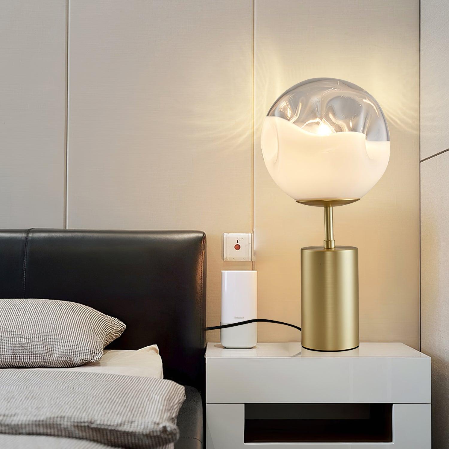 Aurea Classic Glass Table Lamp - Blowlighting