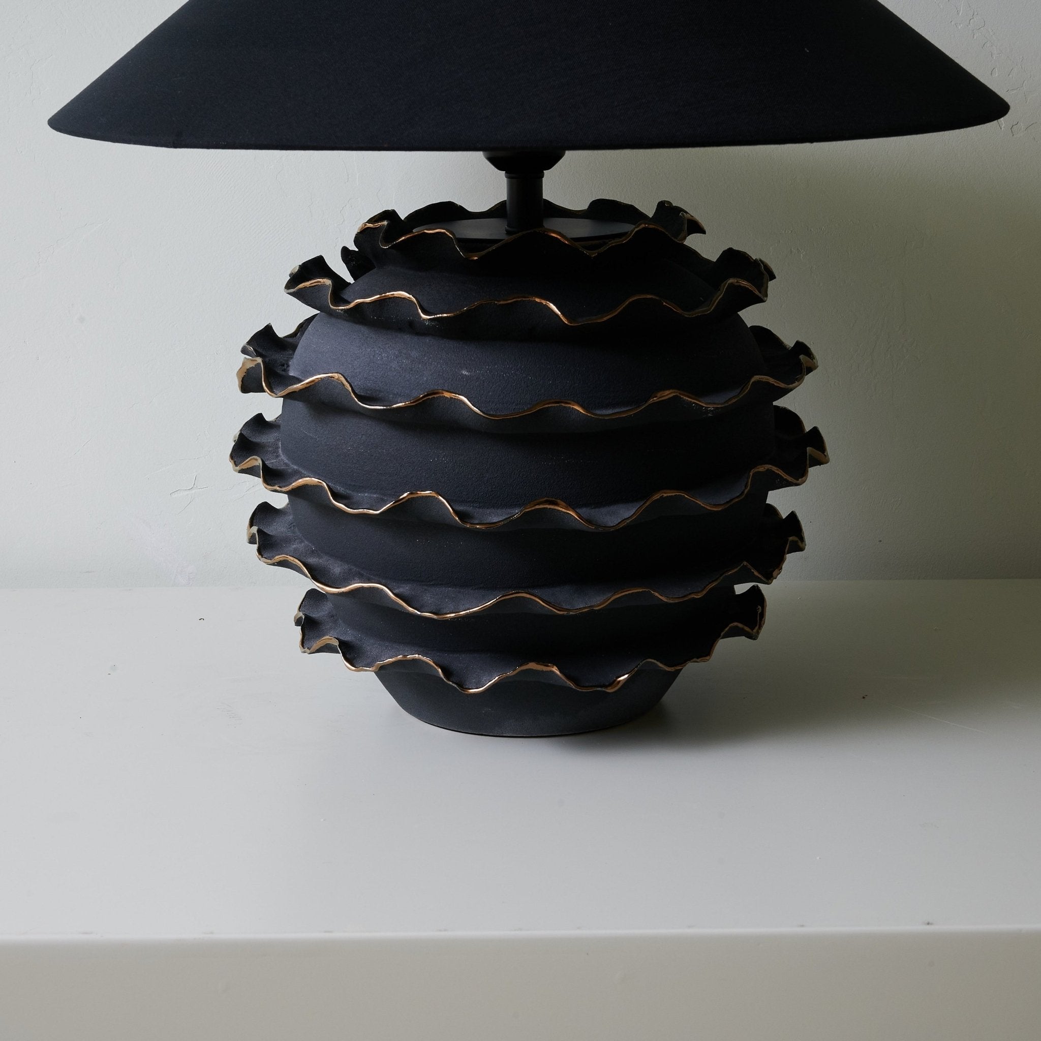Eclipse Ruffle Table Lamp - Blowlighting