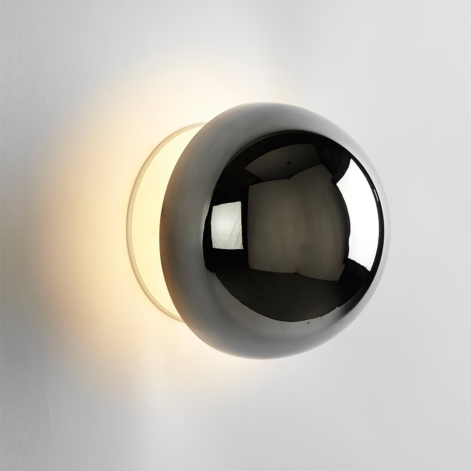Aurum Sphere Wall Sconce - Blowlighting