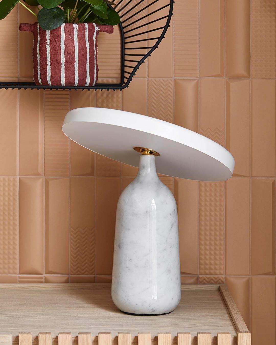 Eddy Table Lamp - Blowlighting