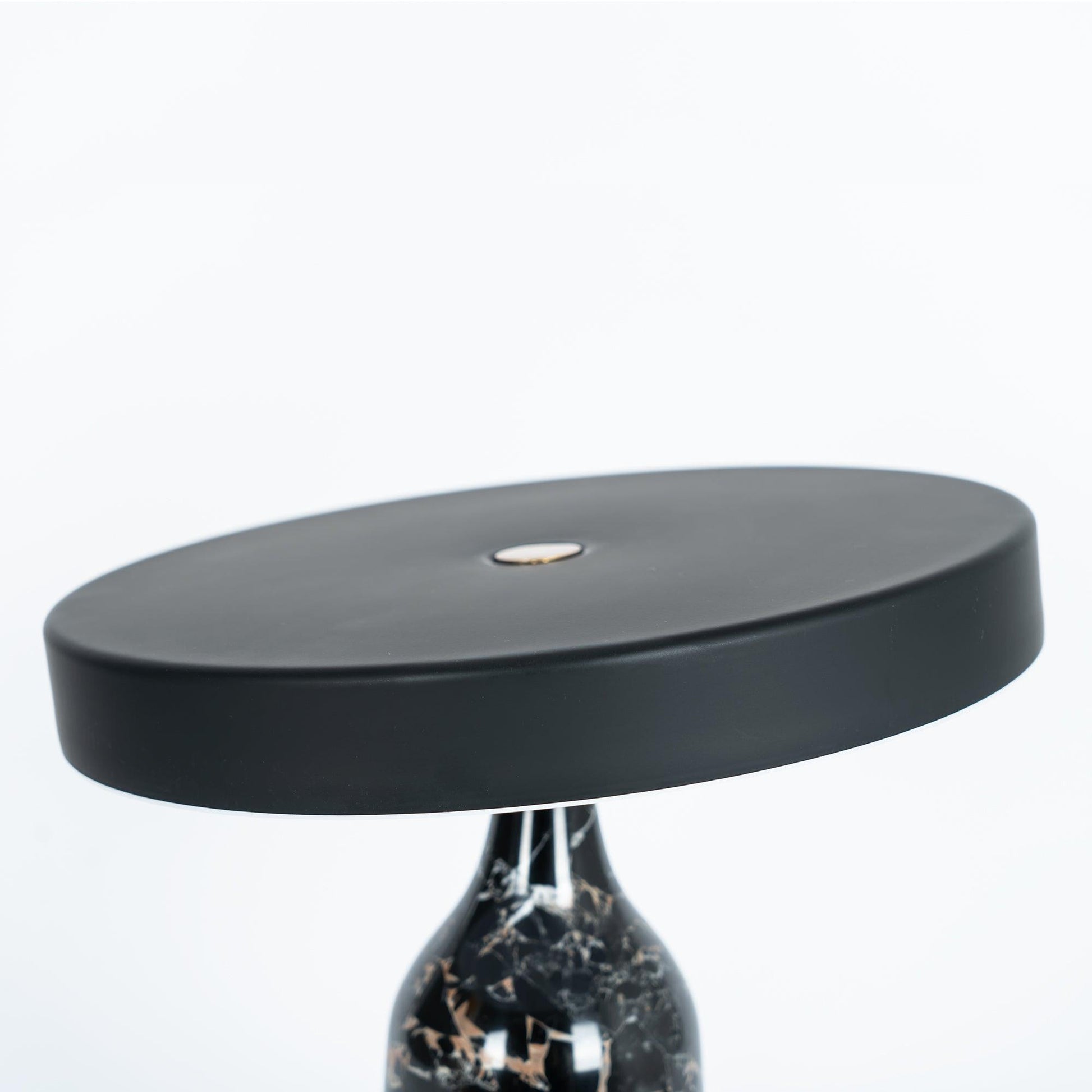Eddy Table Lamp - Blowlighting