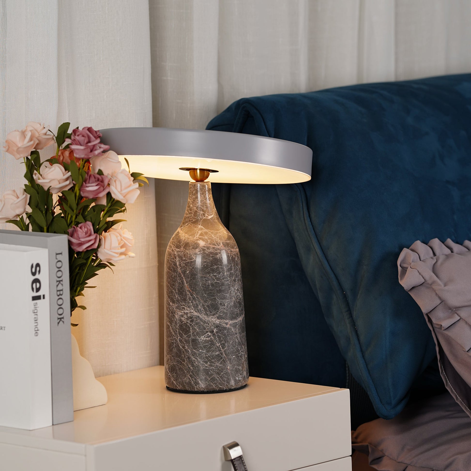 Eddy Table Lamp - Blowlighting