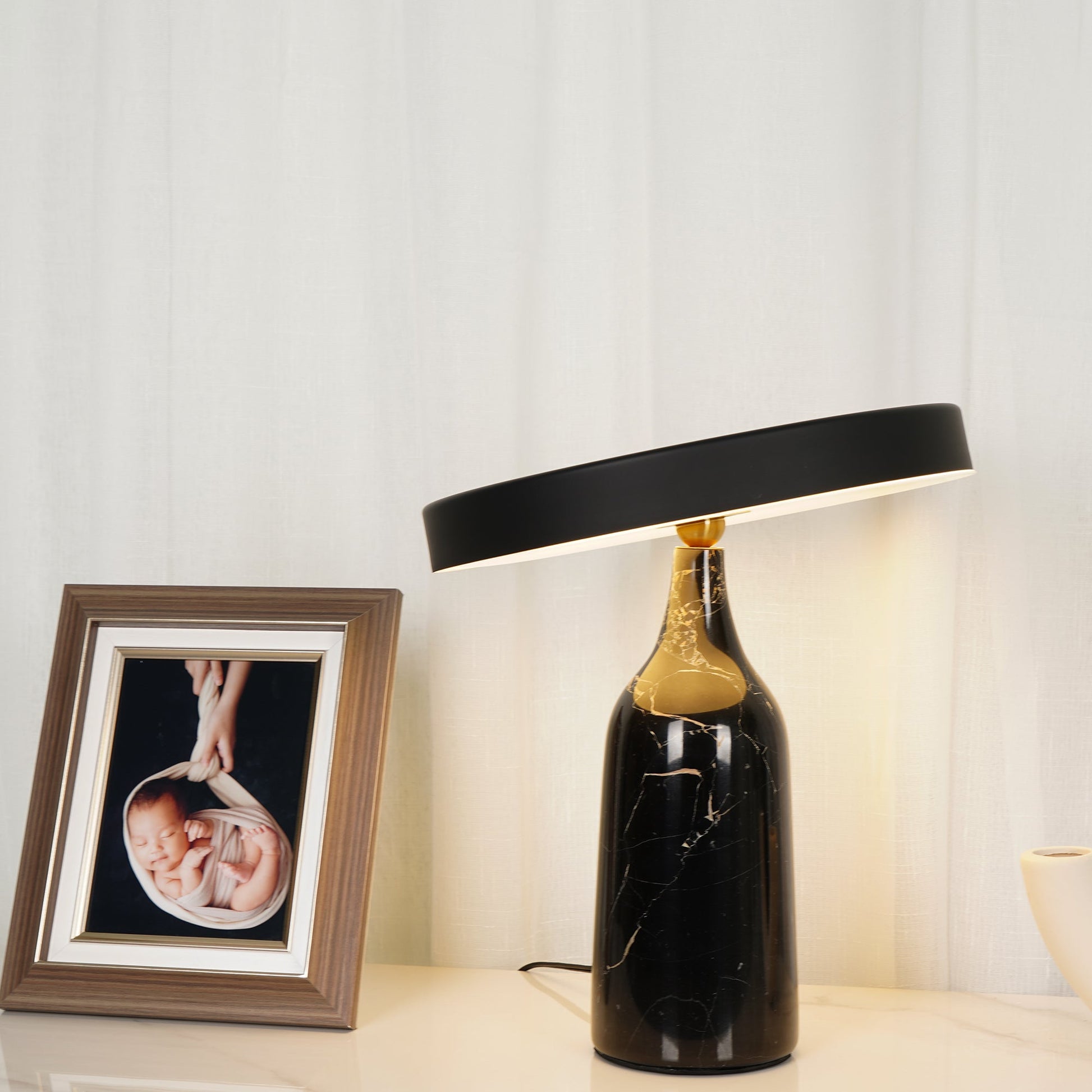 Eddy Table Lamp - Blowlighting