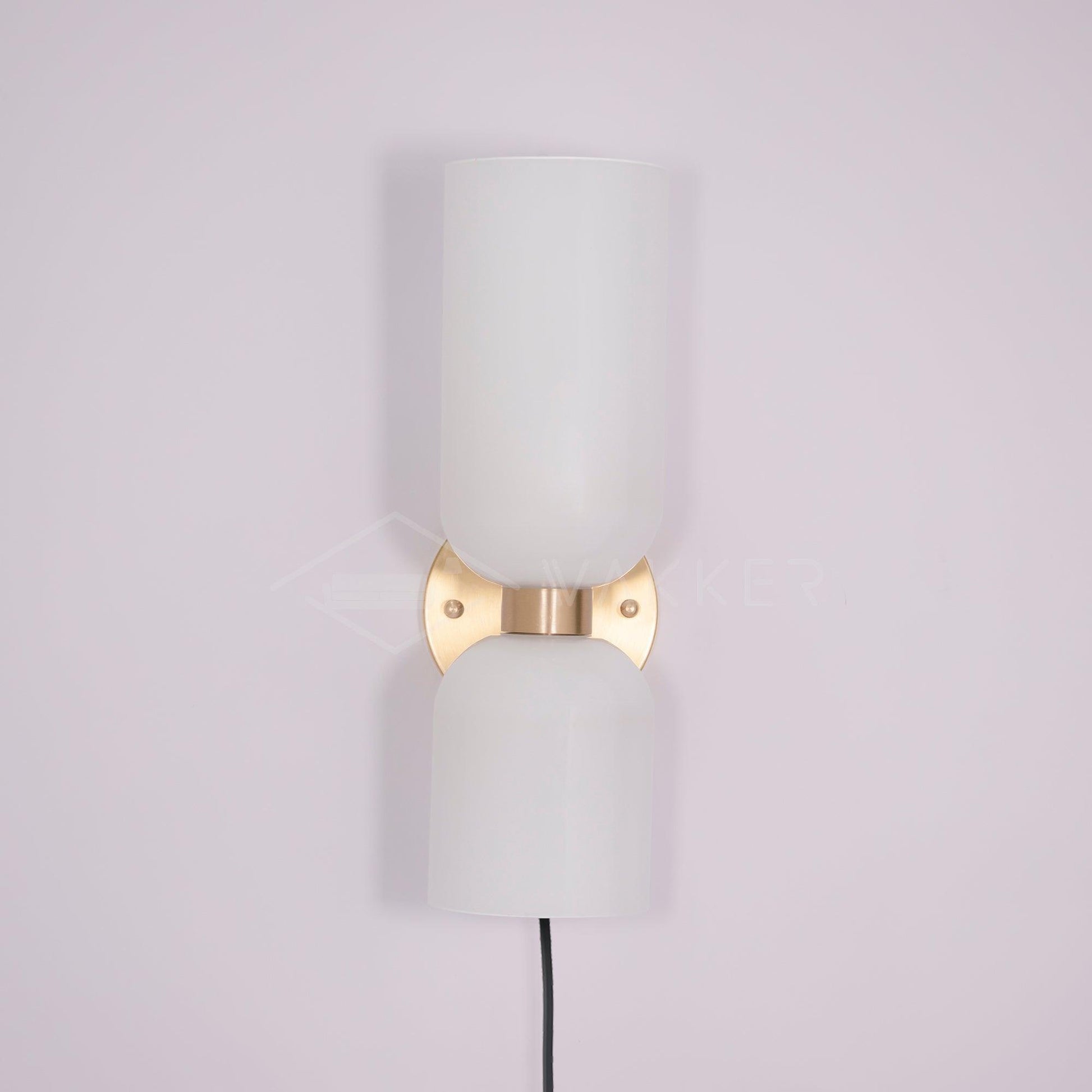 Edie Plug-In Wall Lamp - Blowlighting