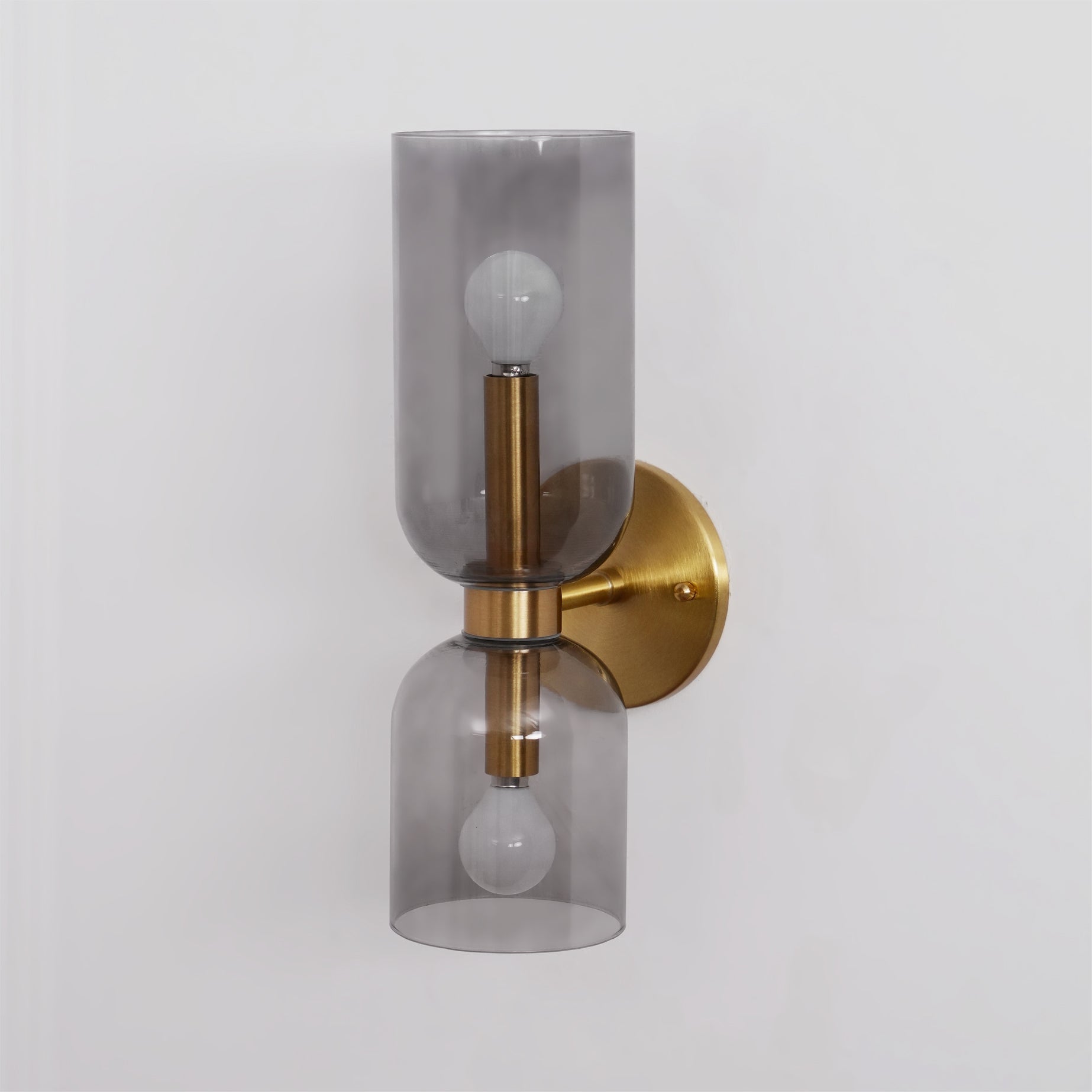 Edie Plug-In Wall Lamp - Blowlighting