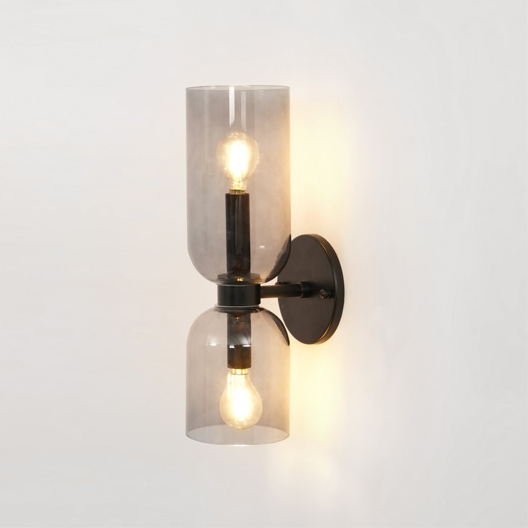 Edie Plug-In Wall Lamp - Blowlighting