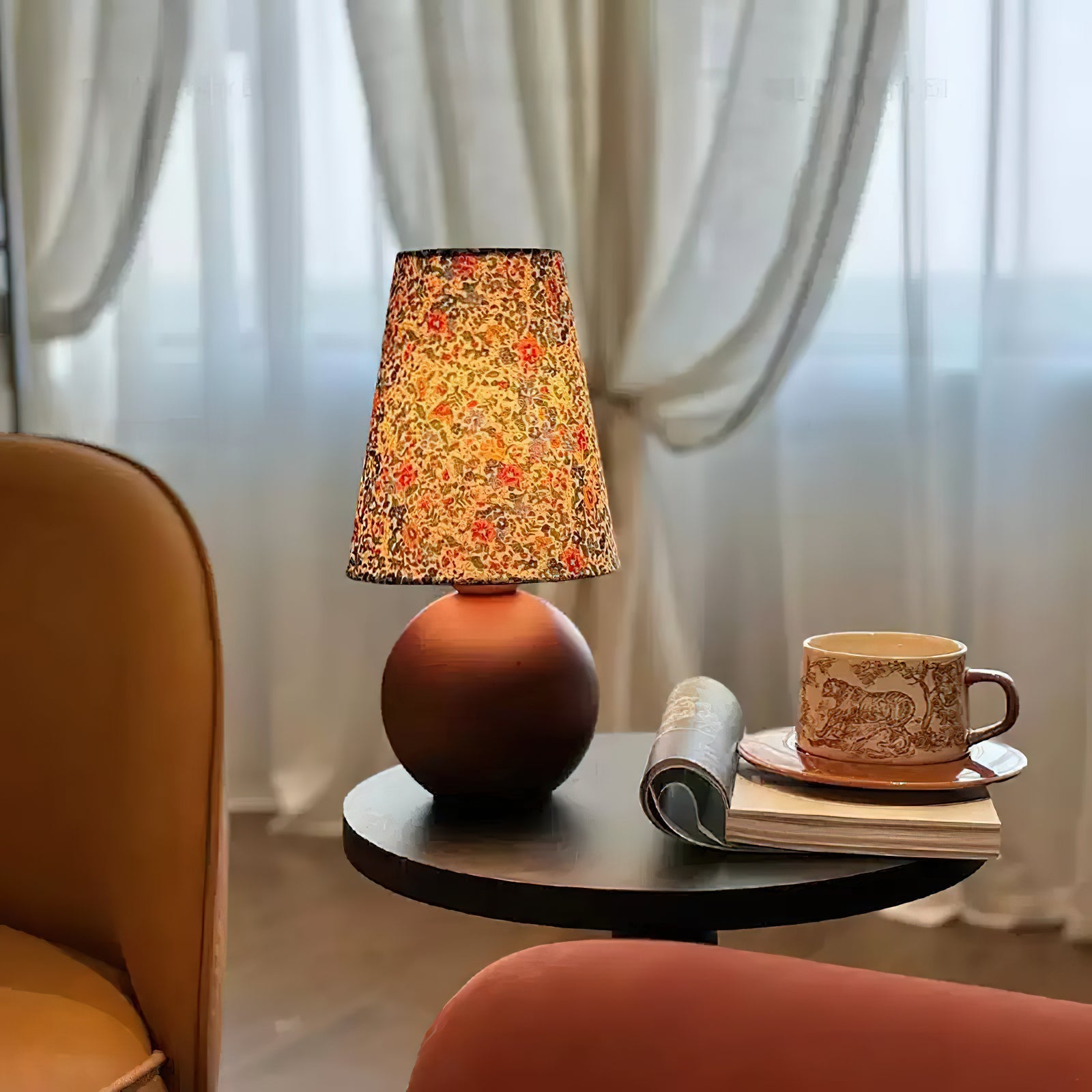 Elara Floral Glow Table Lamp - Blowlighting