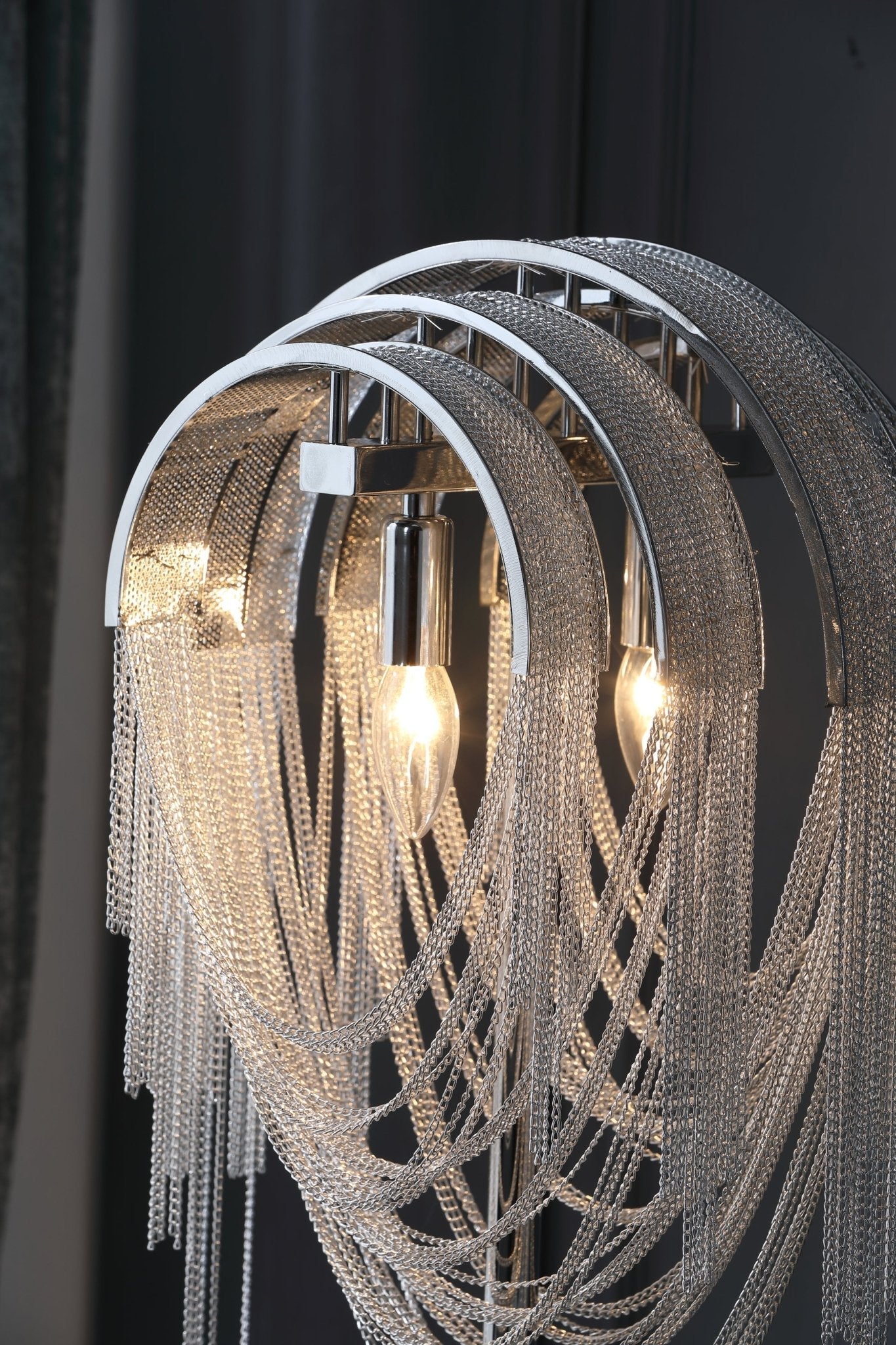 Chains Tassel Table Lamp - Blowlighting