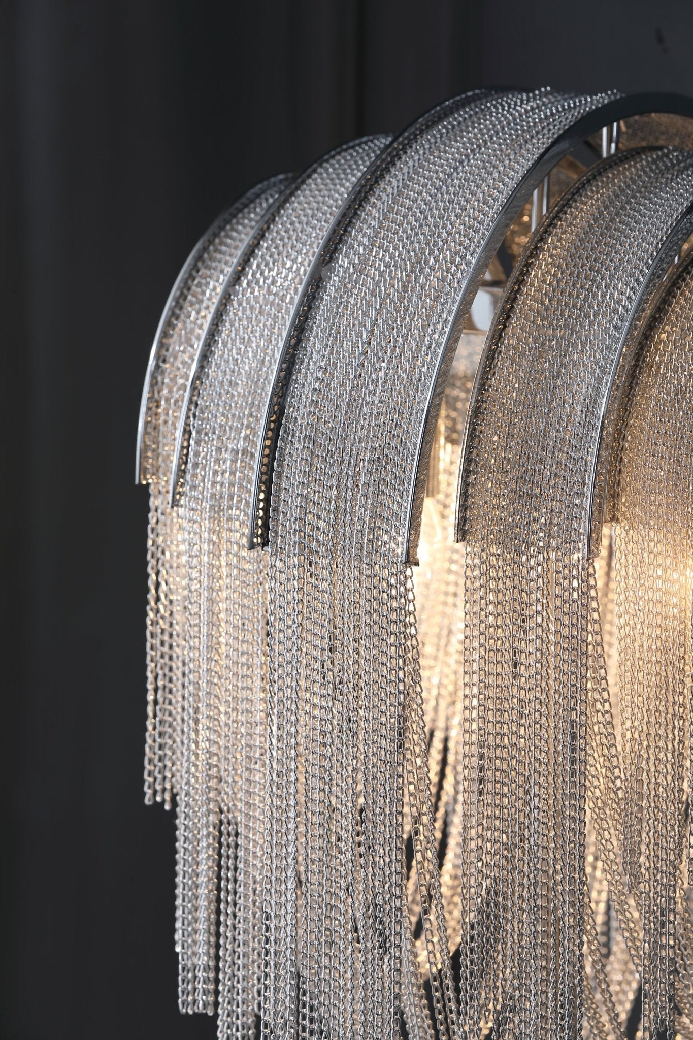 Chains Tassel Table Lamp - Blowlighting