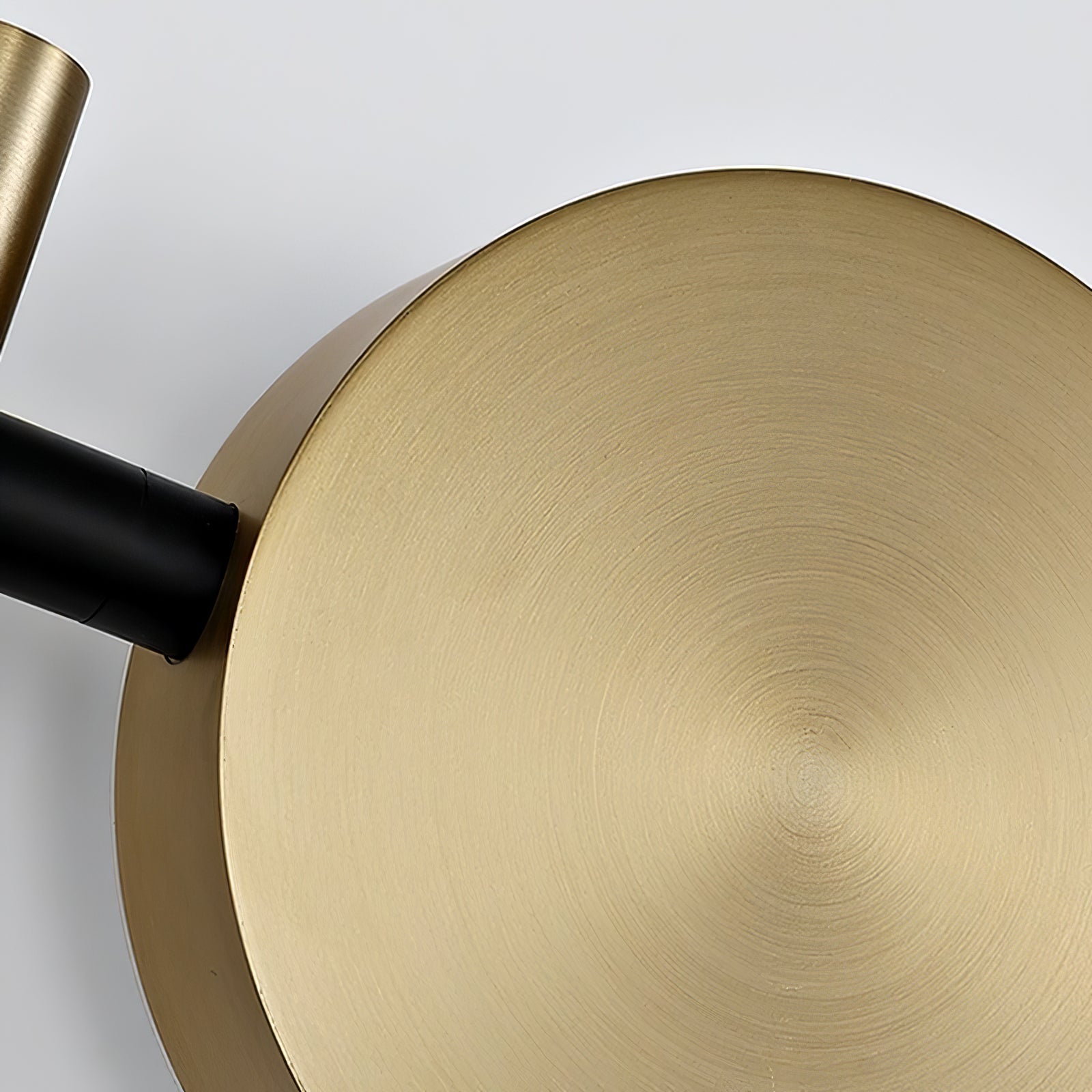 Elara Wall Lamp - Blowlighting