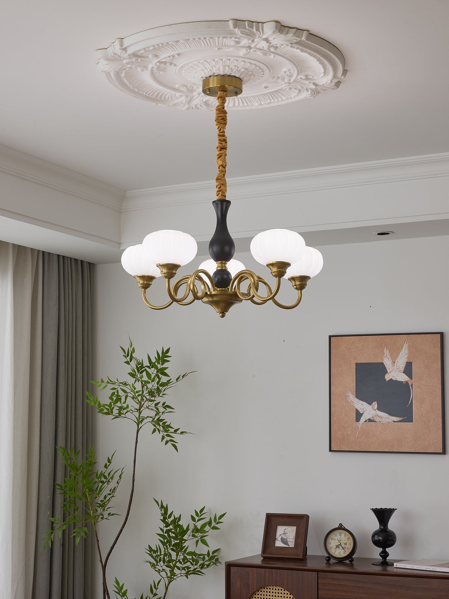 Elaris Chandelier - Blowlighting