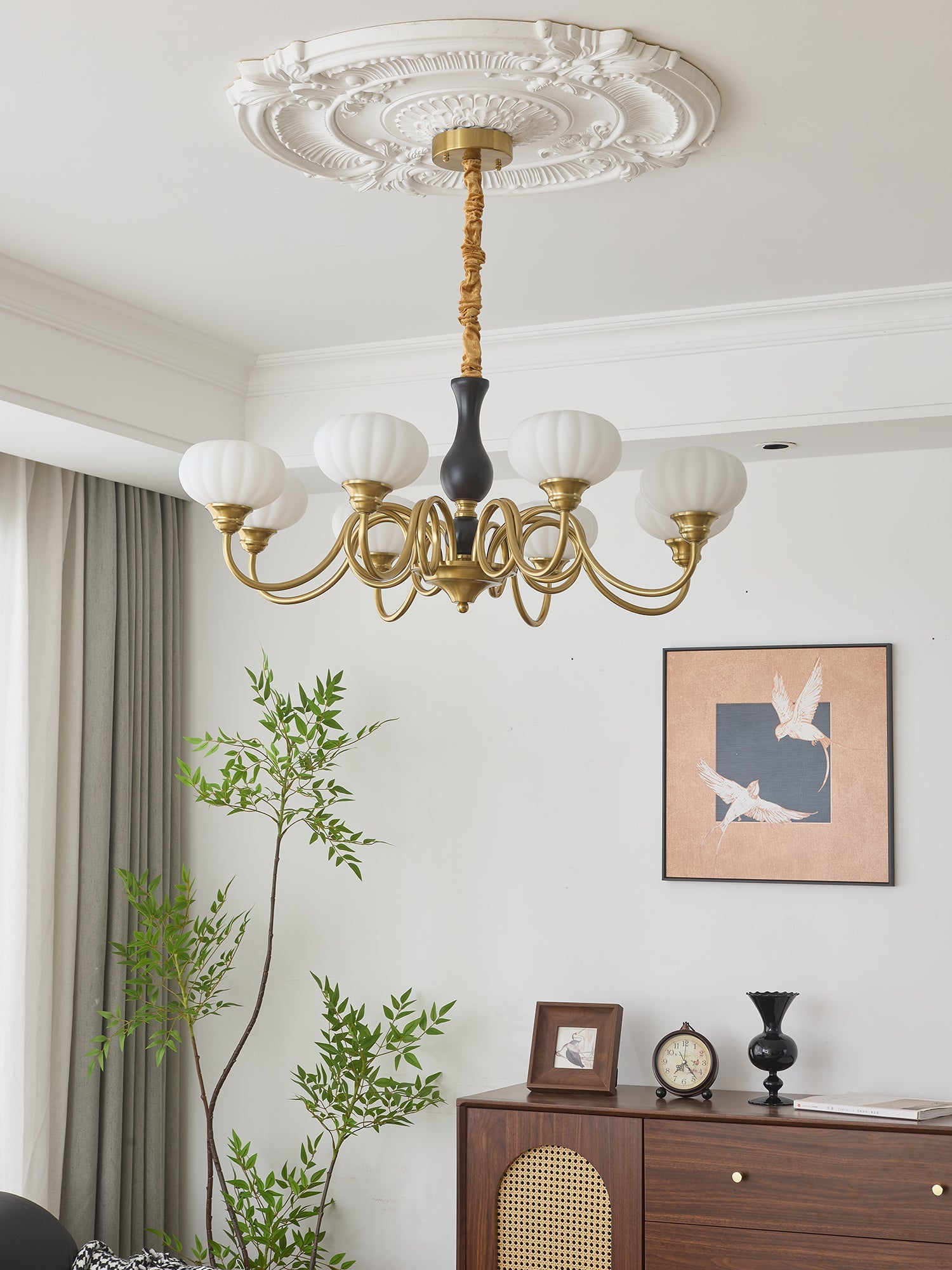 Elaris Chandelier - Blowlighting