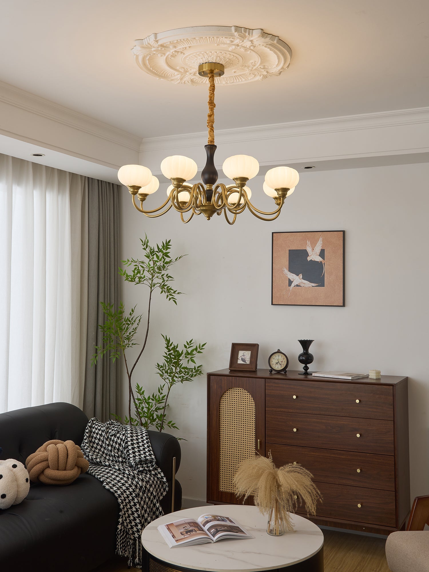 Elaris Chandelier - Blowlighting