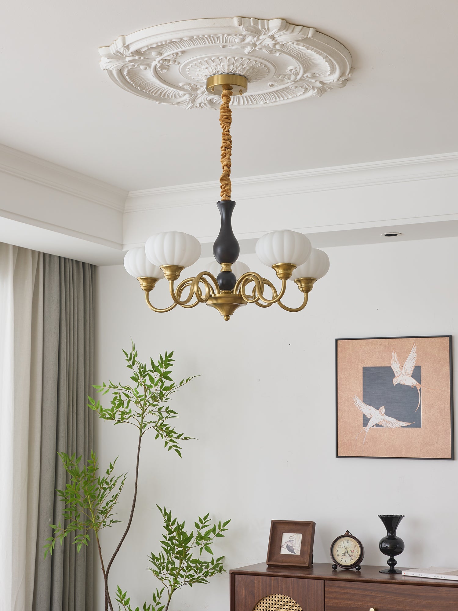 Elaris Chandelier - Blowlighting