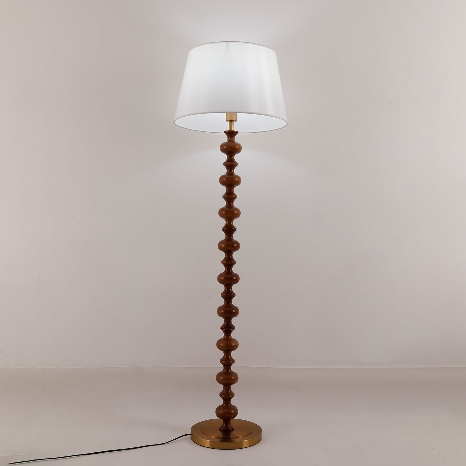 Eleanor Floor Lamp - Blowlighting