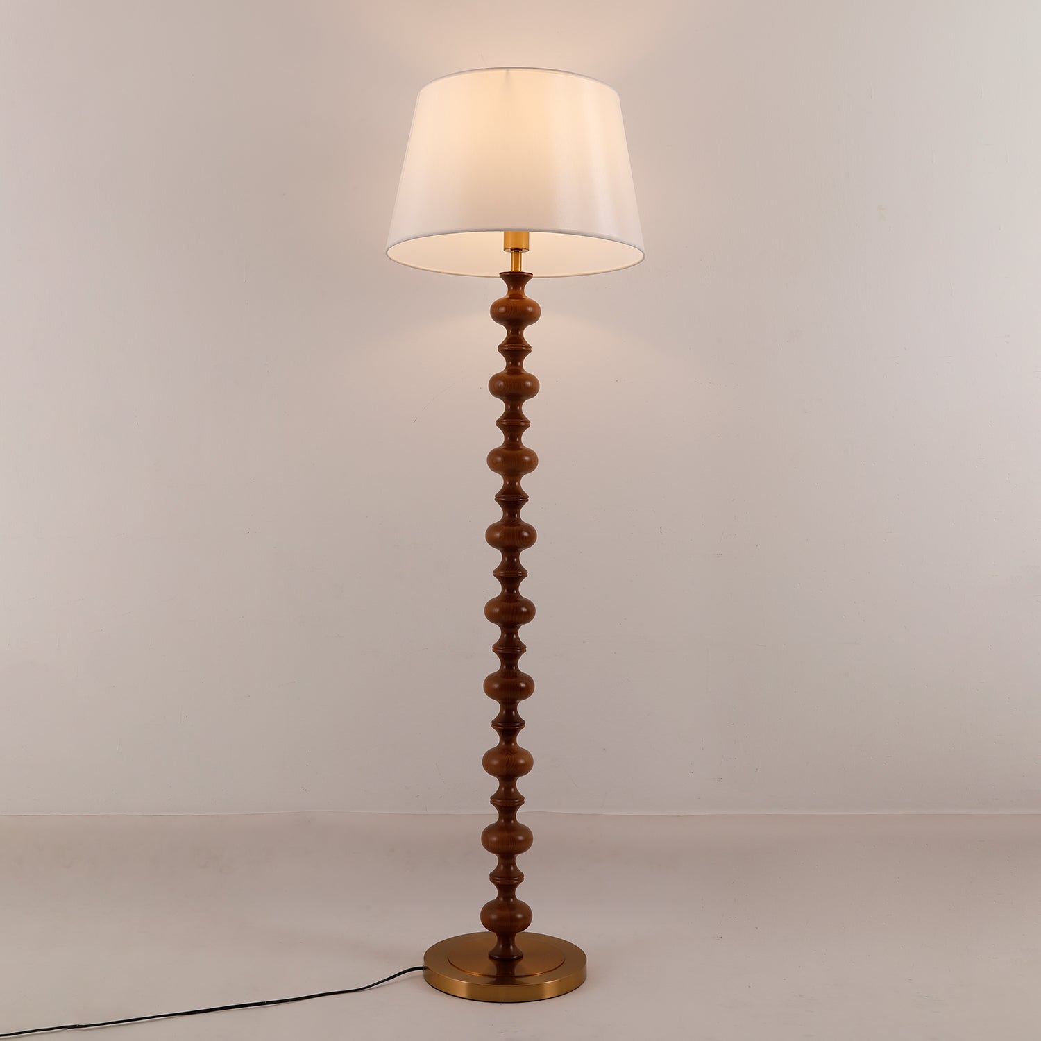 Eleanor Floor Lamp - Blowlighting