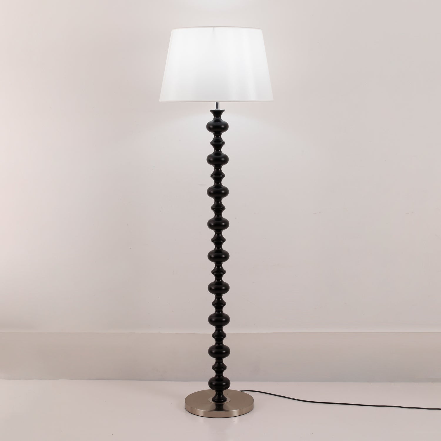 Eleanor Floor Lamp - Blowlighting