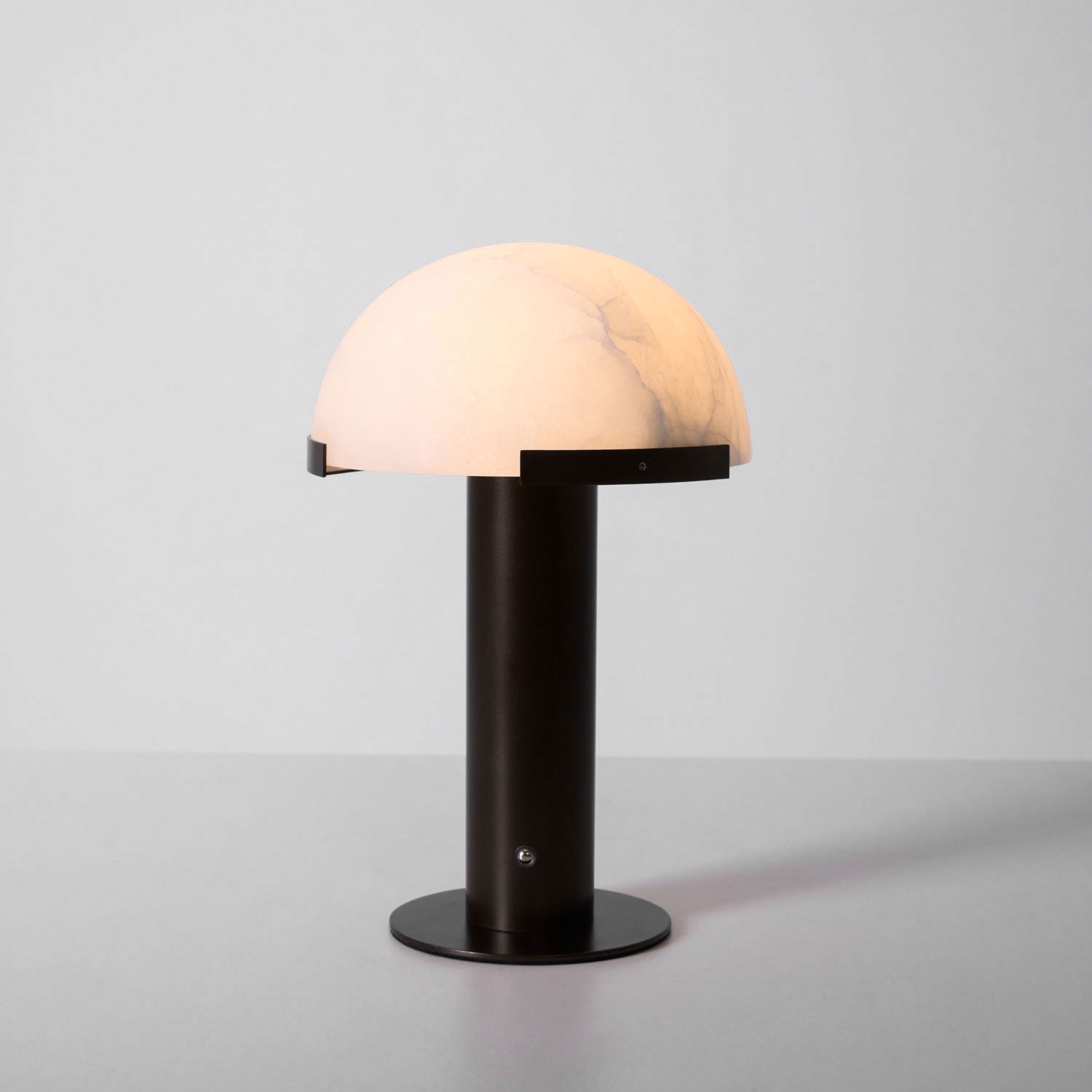Ibera Alabaster Table Lamp - Blowlighting