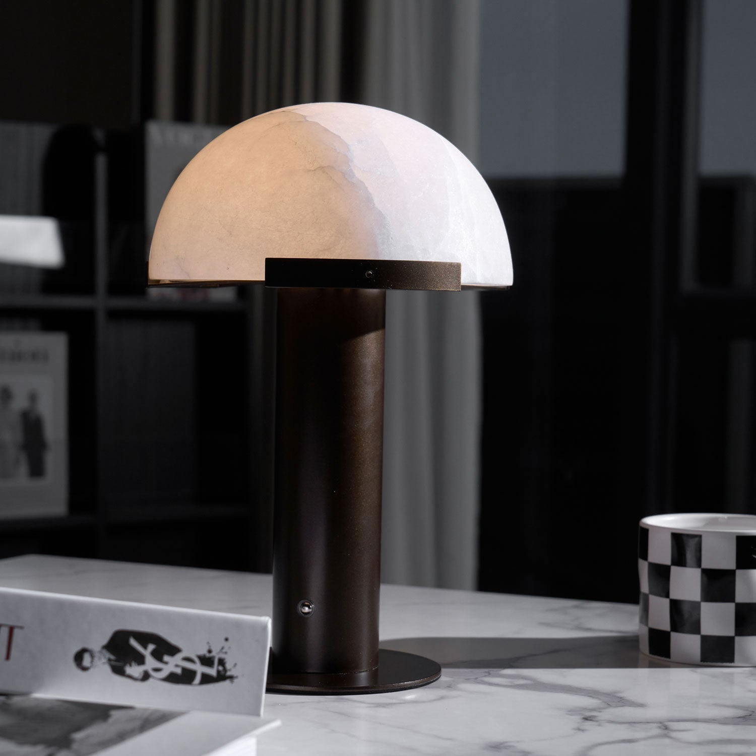Ibera Alabaster Table Lamp - Blowlighting