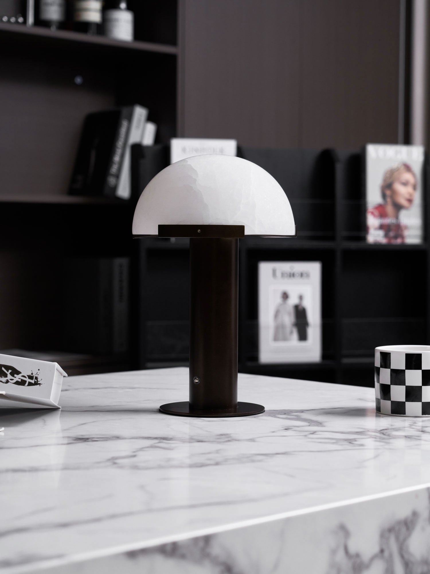 Ibera Alabaster Table Lamp - Blowlighting
