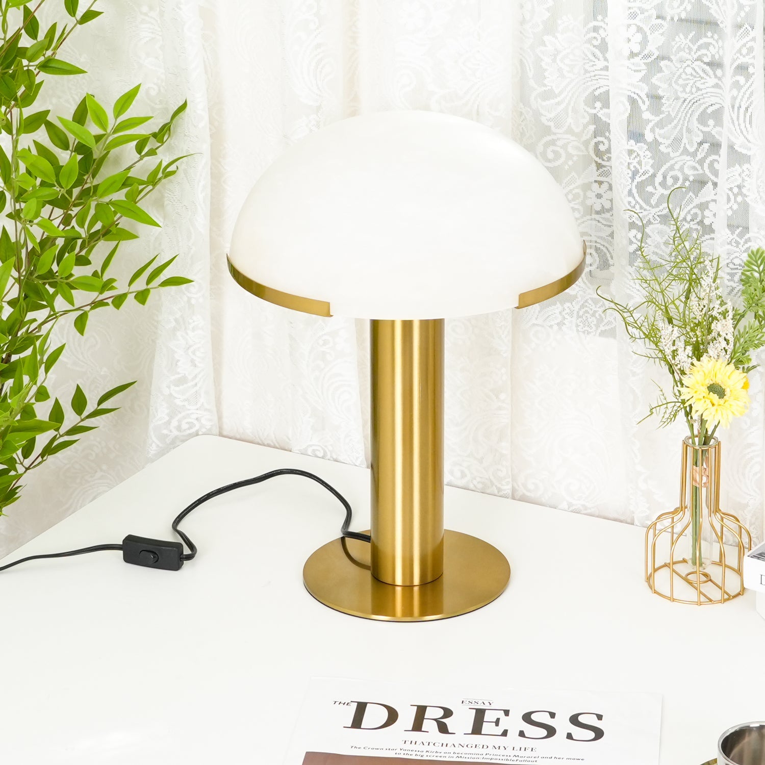 Ibera Alabaster Table Lamp - Blowlighting