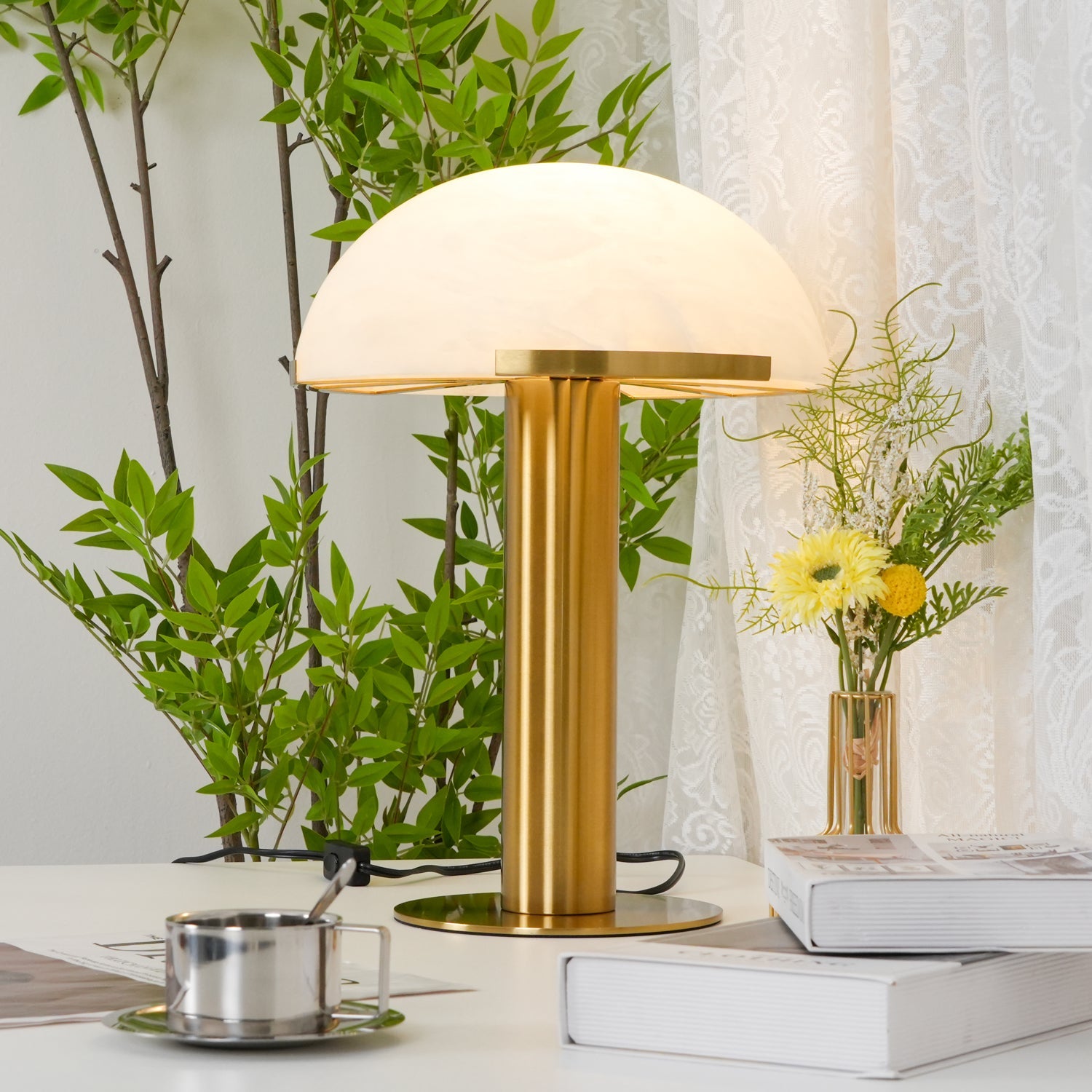 Ibera Alabaster Table Lamp - Blowlighting