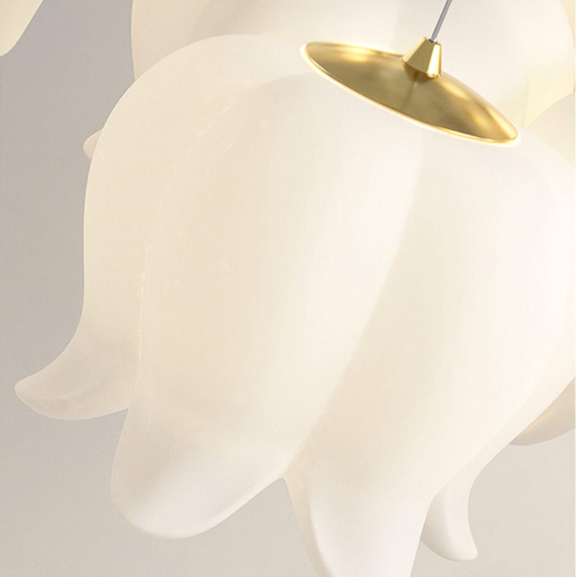 Elegant Floral Pendant Light - Blowlighting