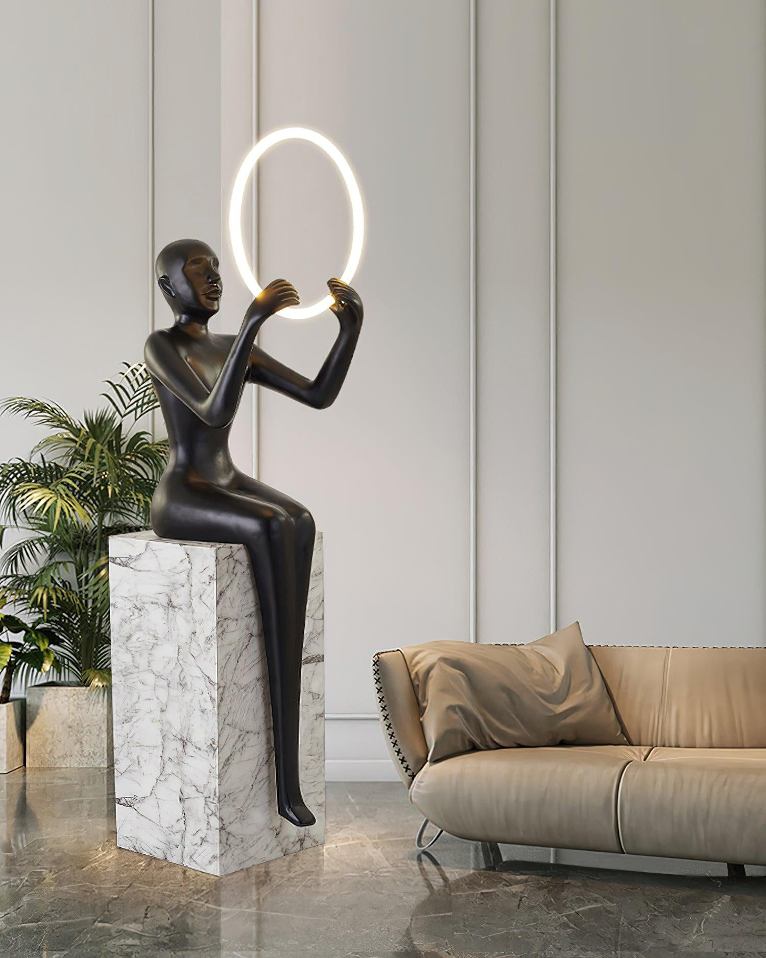 Elsilisra Sculptural Black Metal Floor Lamp - Blowlighting