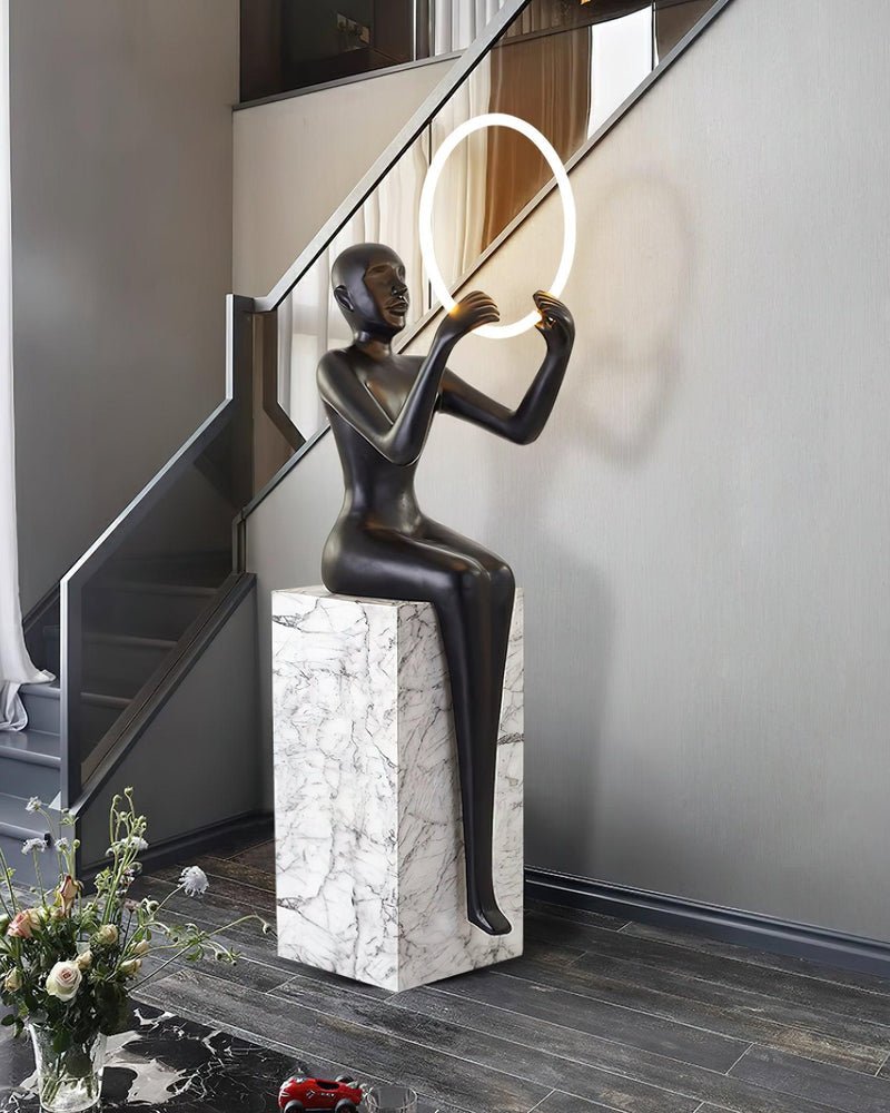 Elsilisra Sculptural Black Metal Floor Lamp - Blowlighting