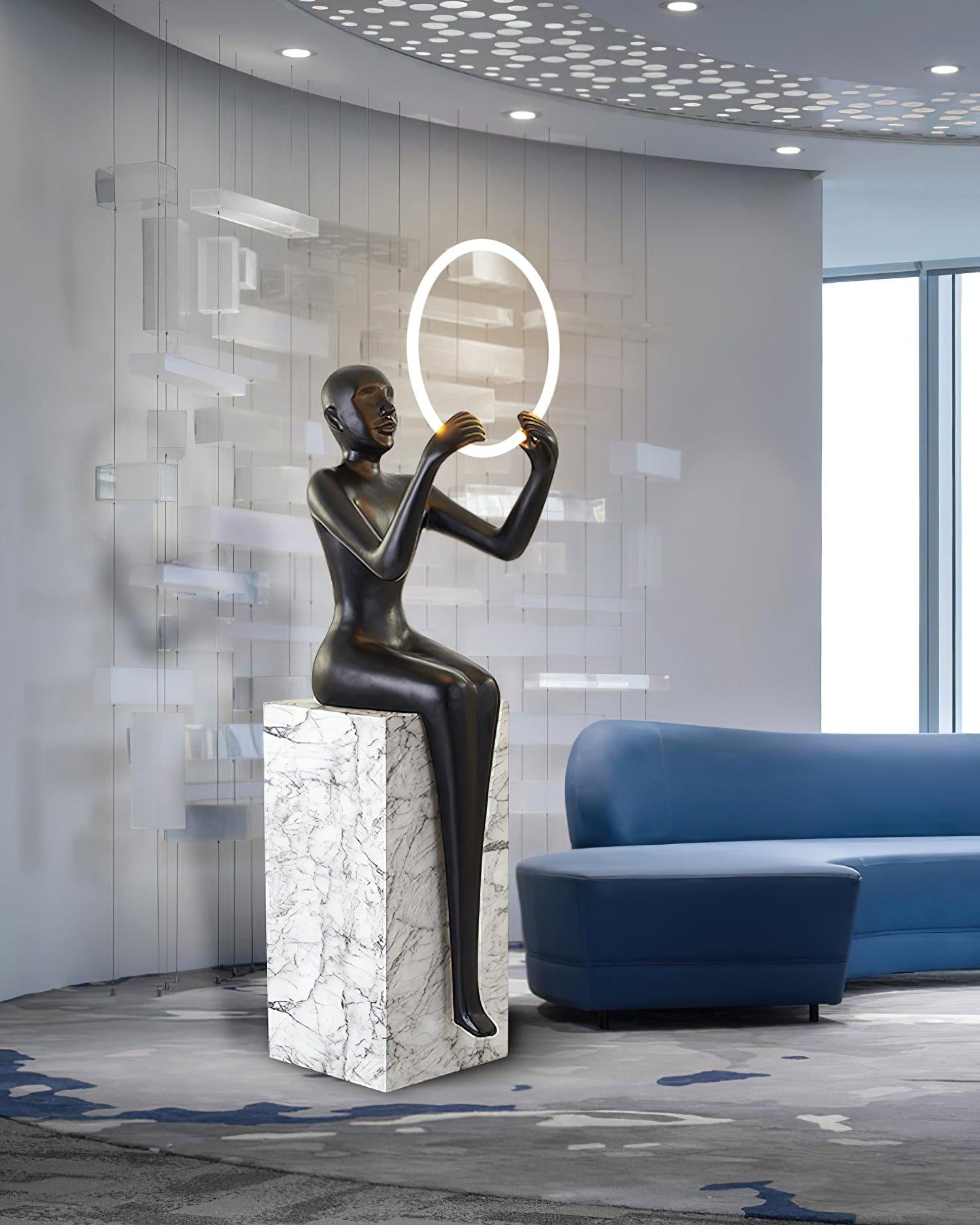 Elsilisra Sculptural Black Metal Floor Lamp - Blowlighting