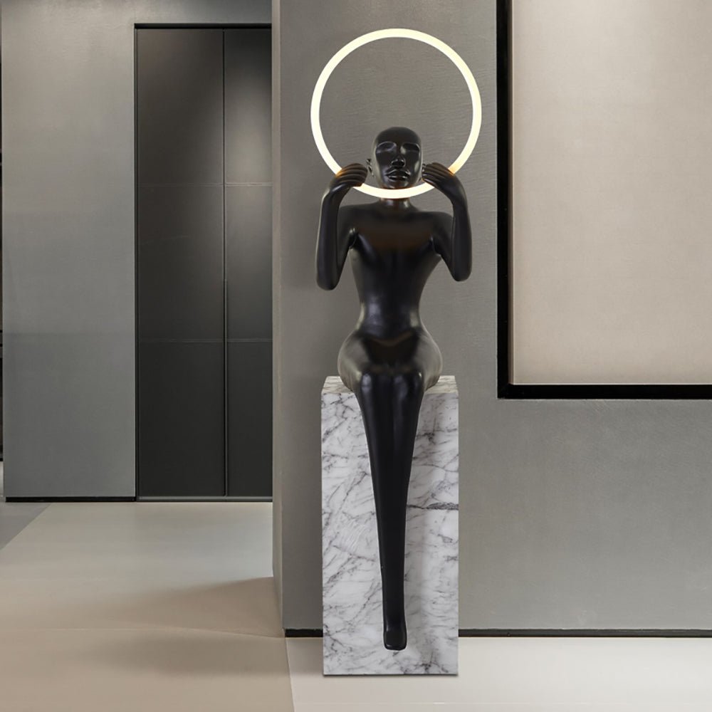 Elsilisra Sculptural Black Metal Floor Lamp - Blowlighting