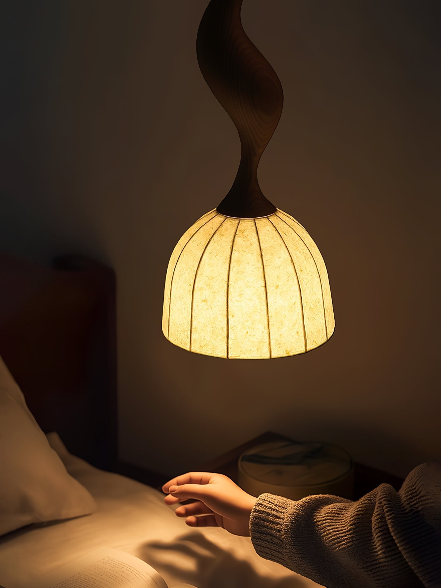 Colire Creativity Twisted Metal Wood Pendant Light - Blowlighting