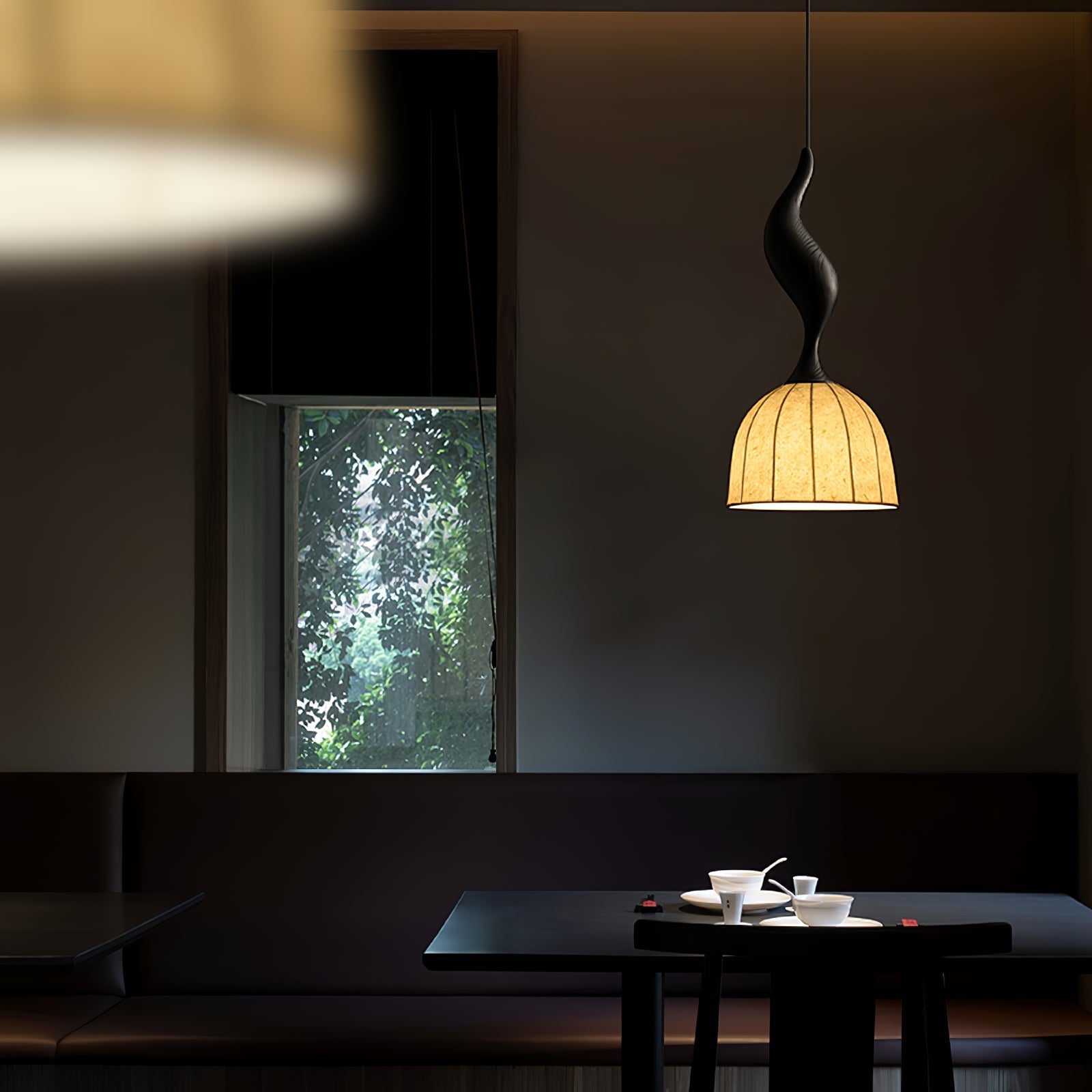 Colire Creativity Twisted Metal Wood Pendant Light - Blowlighting