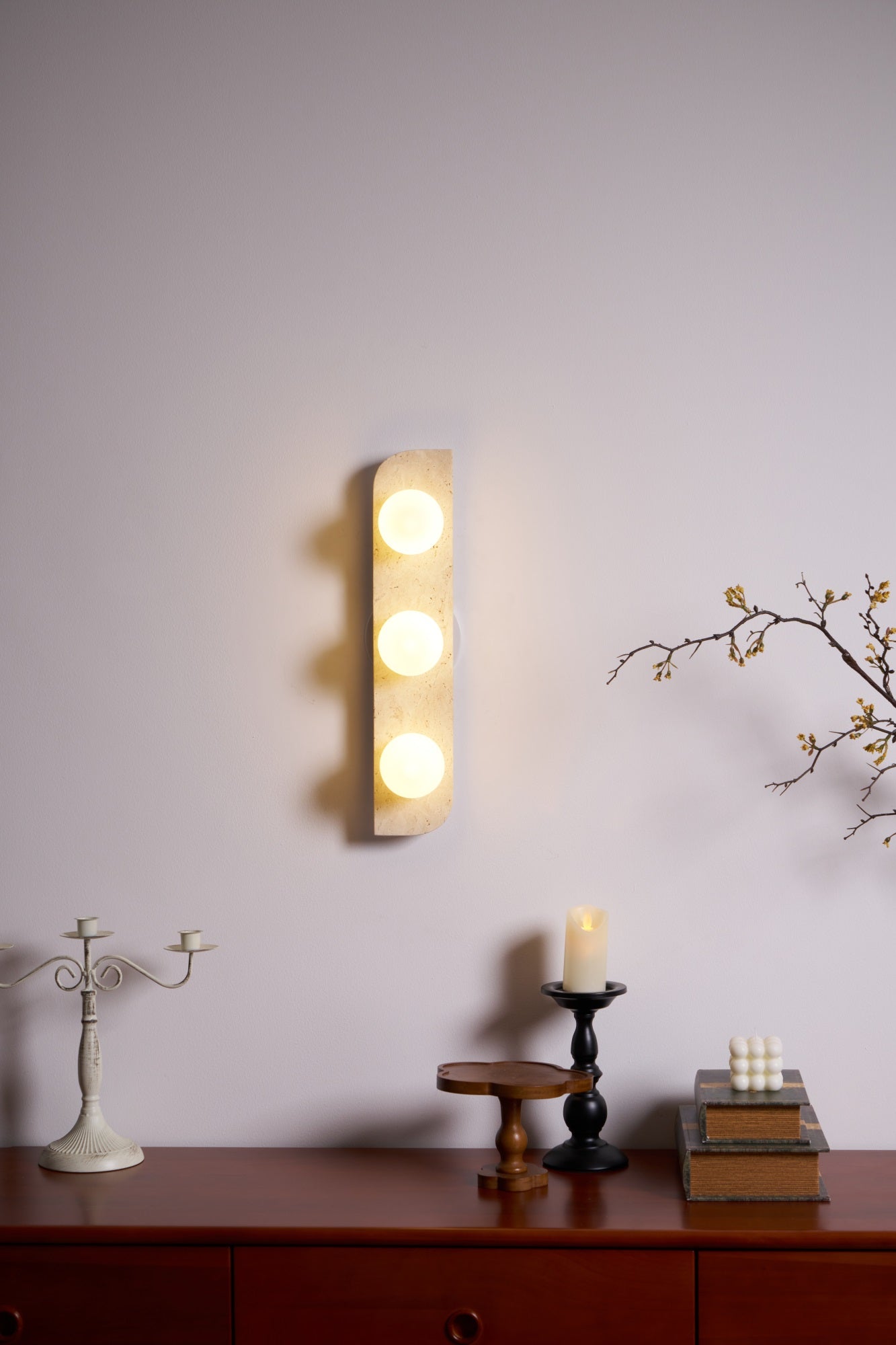 Zophaor Minimalist Travertine Plug-In Wall Light - Blowlighting