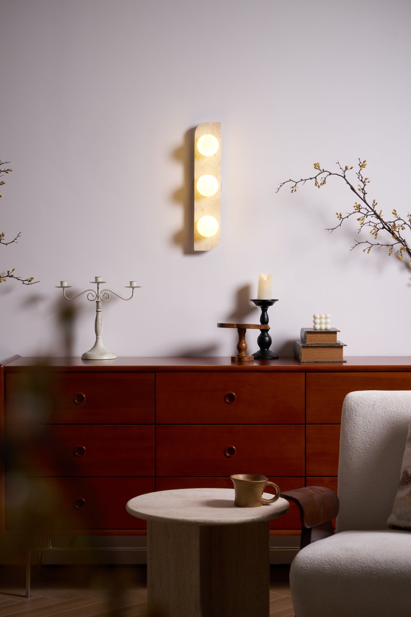 Zophaor Minimalist Travertine Plug-In Wall Light - Blowlighting