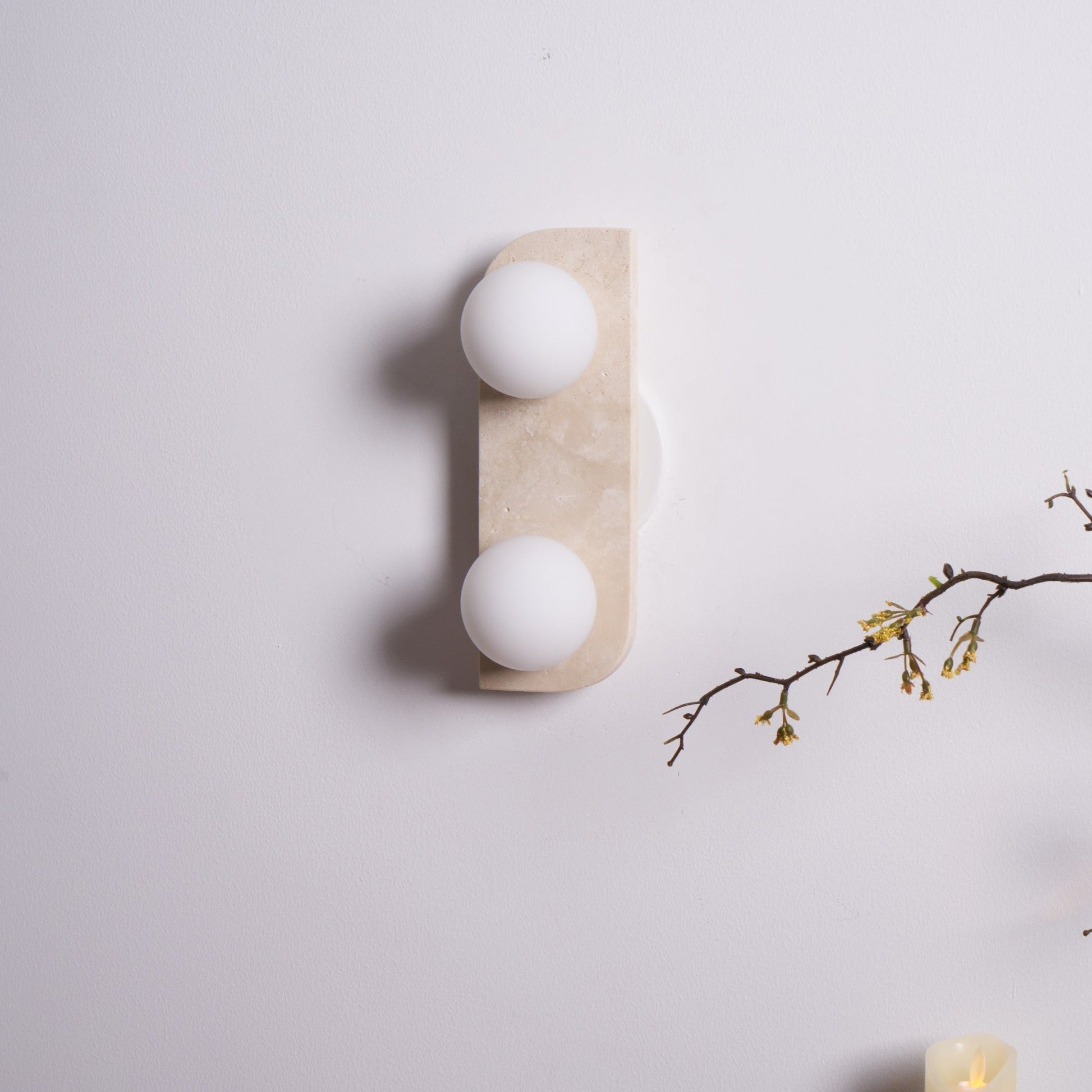 Zophaor Minimalist Travertine Plug-In Wall Light - Blowlighting