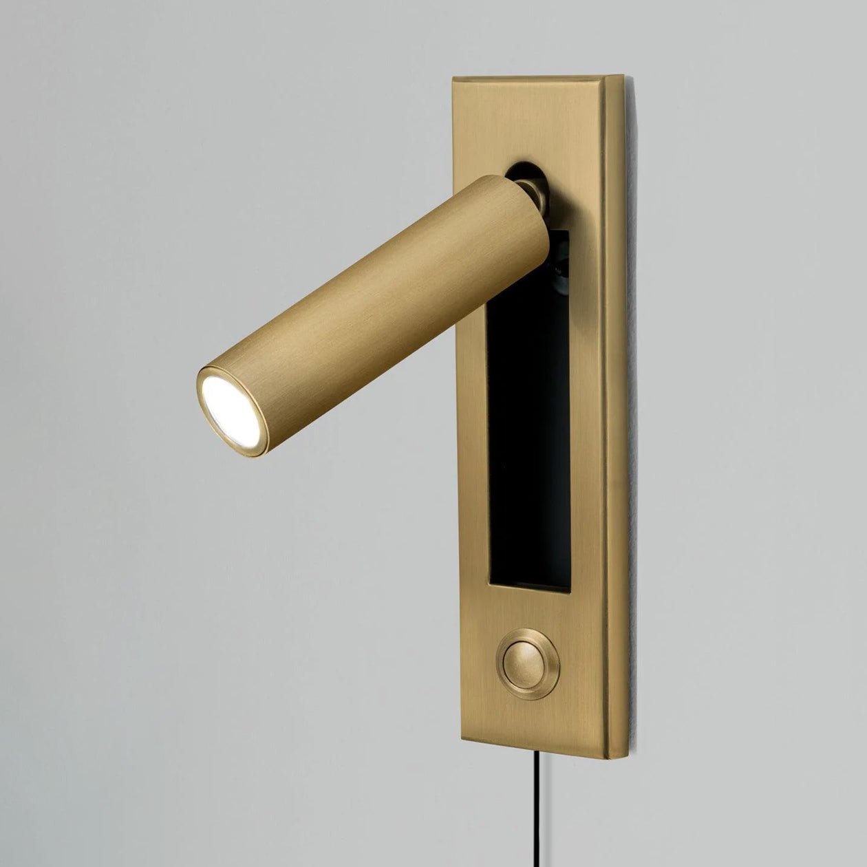 Embedded Bedside Plug-in Sconce - Blowlighting