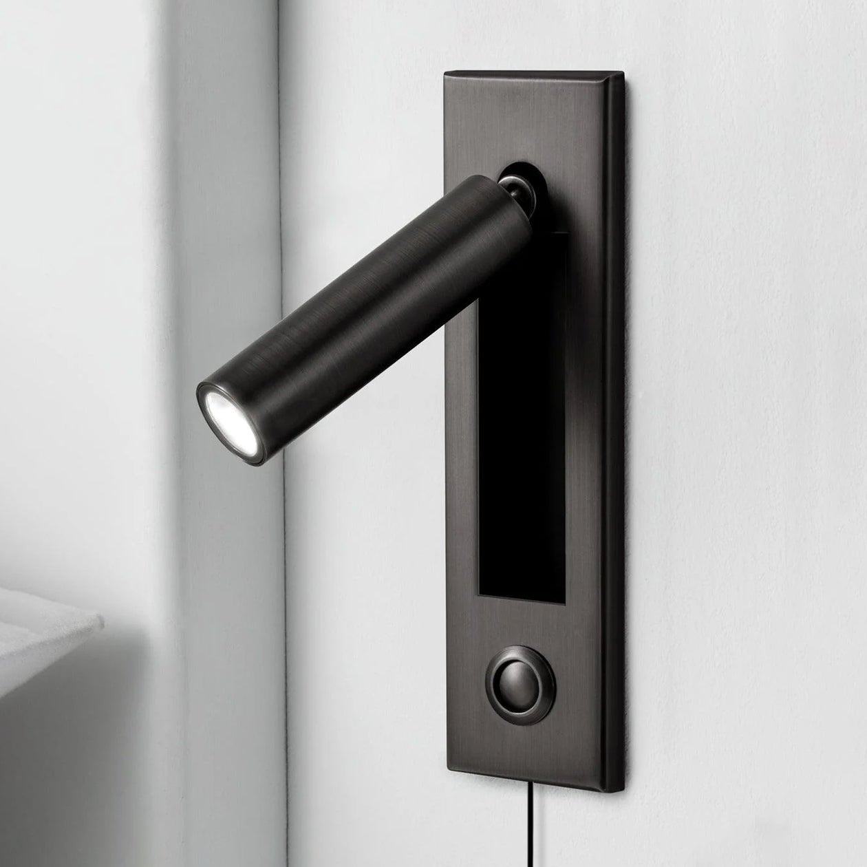 Embedded Bedside Plug-in Sconce - Blowlighting