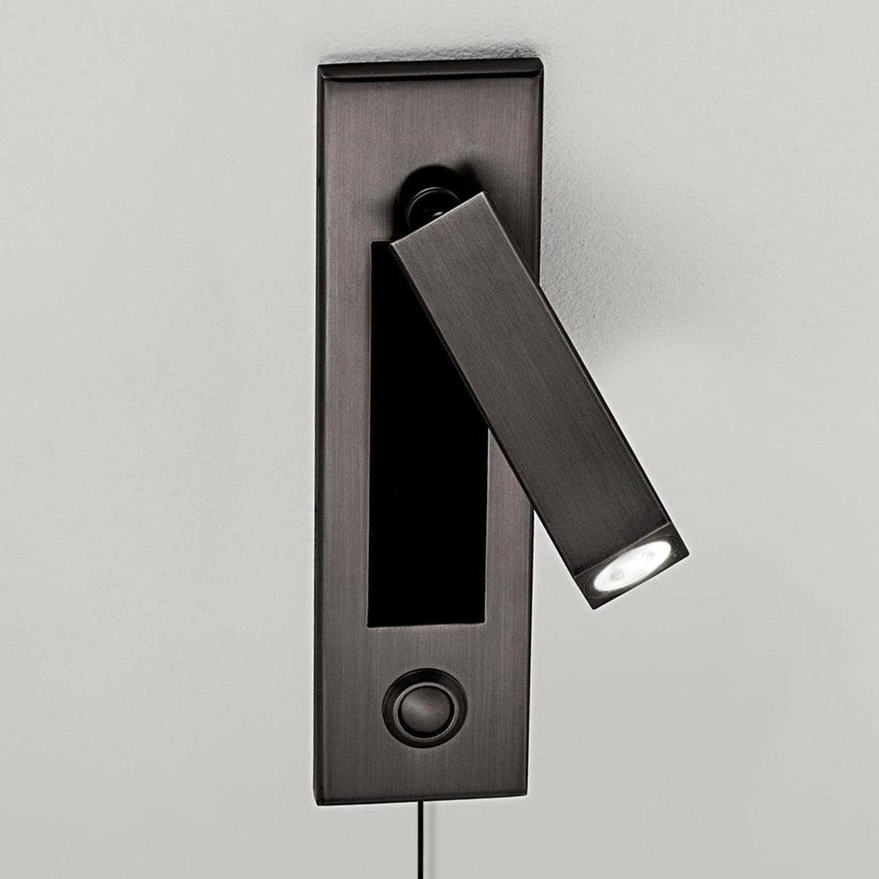Embedded Bedside Plug-in Sconce - Blowlighting
