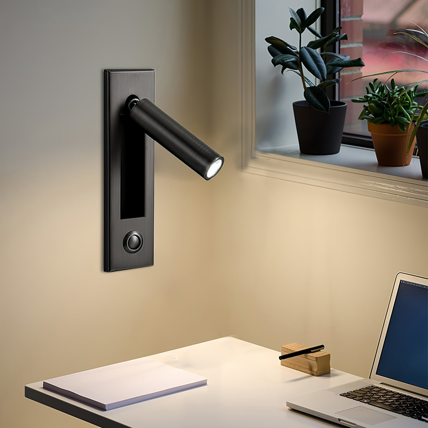 Daria Modern Wall Light - Blowlighting