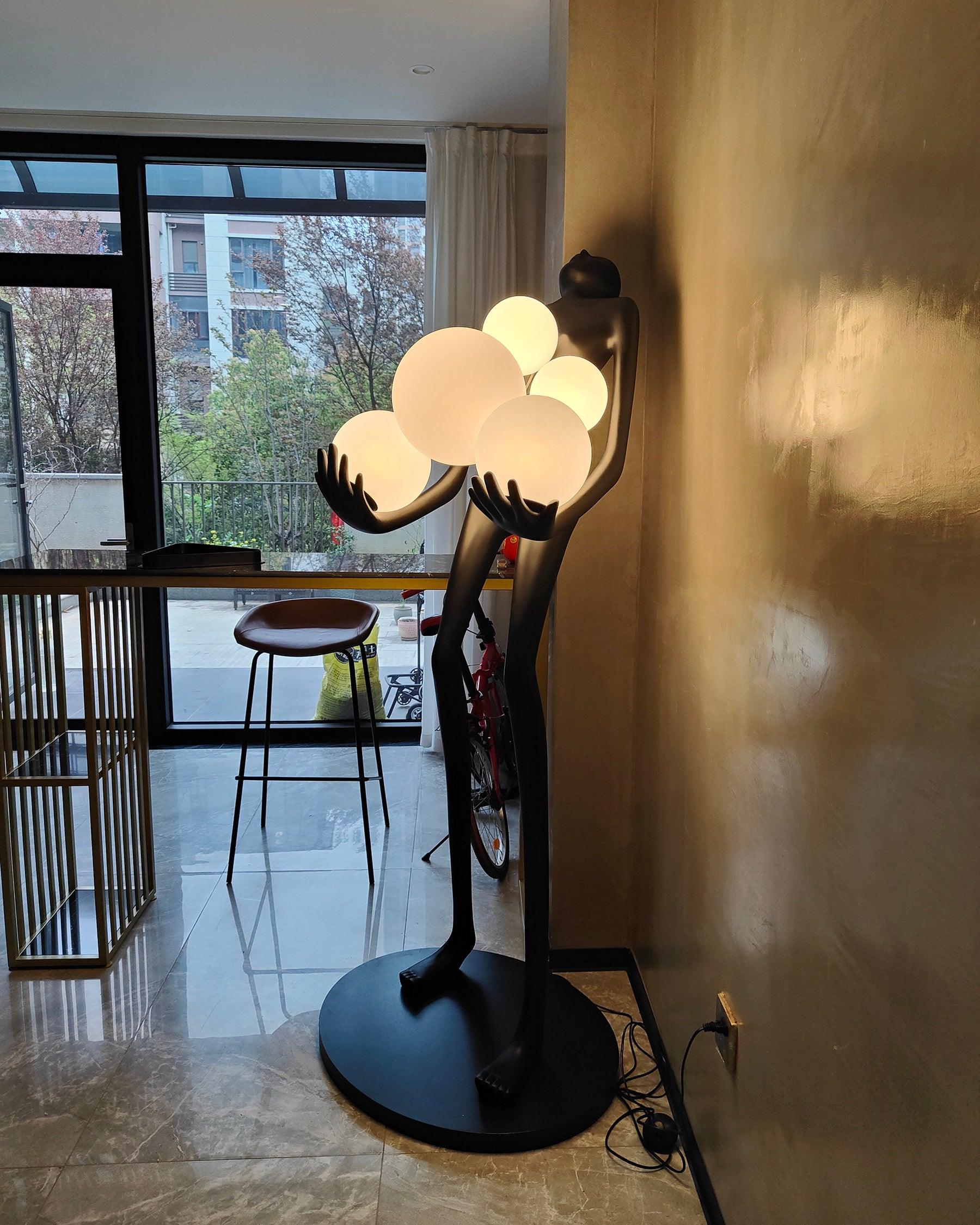 Zetalila Sculpture Floor Lamp - Blowlighting