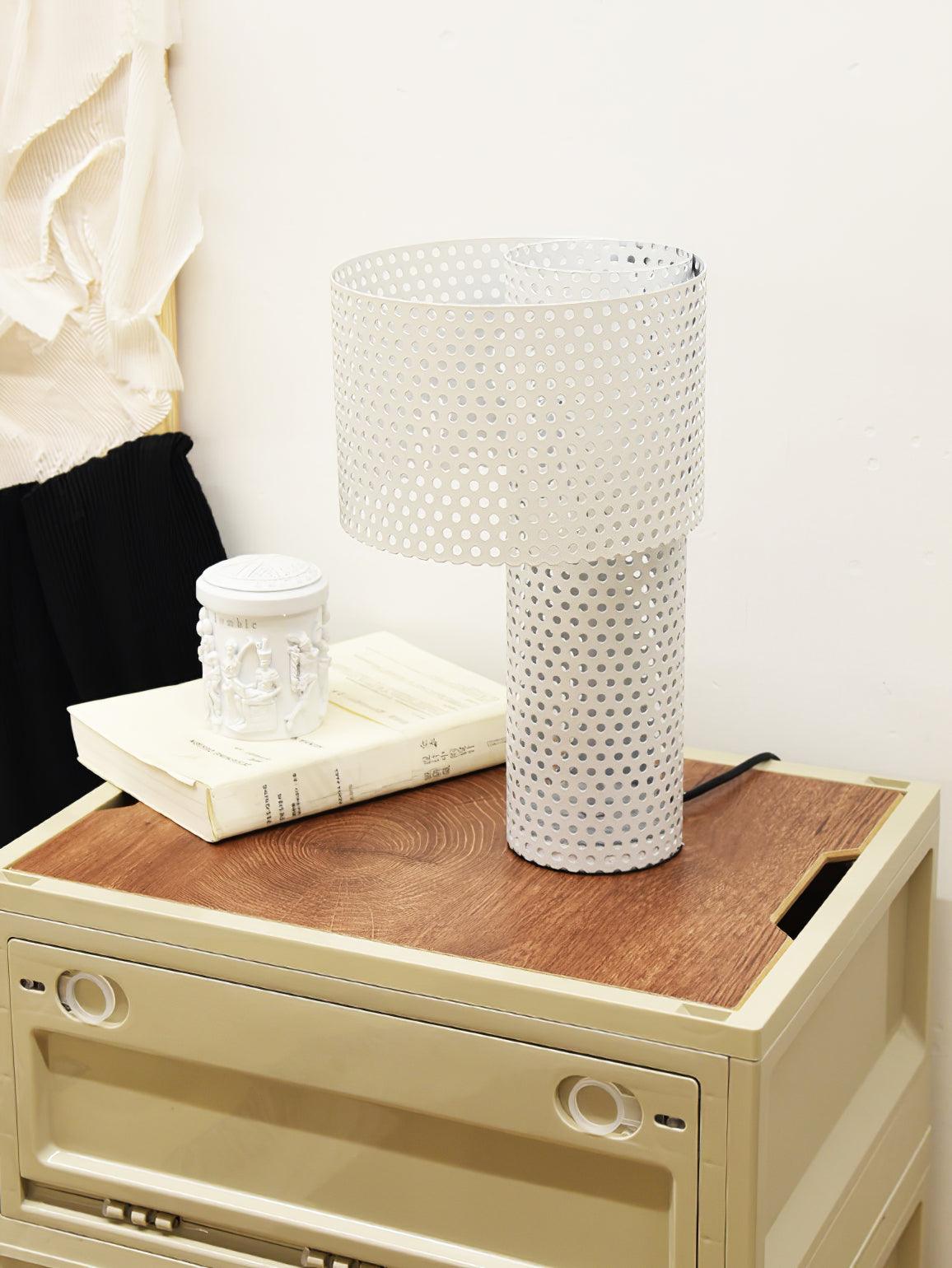 Ilsolyra Table Lamp - Blowlighting