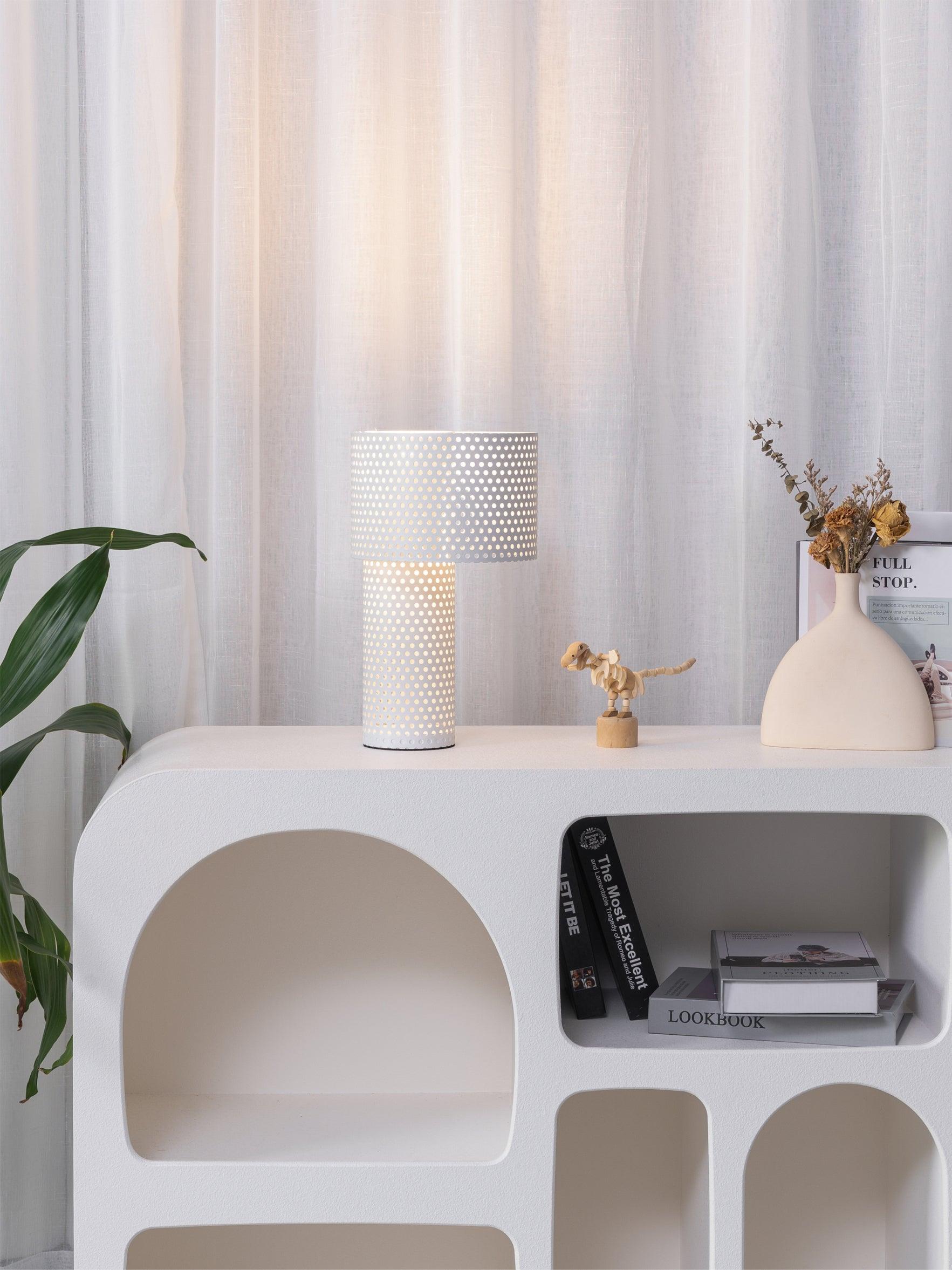 Ilsolyra Table Lamp - Blowlighting