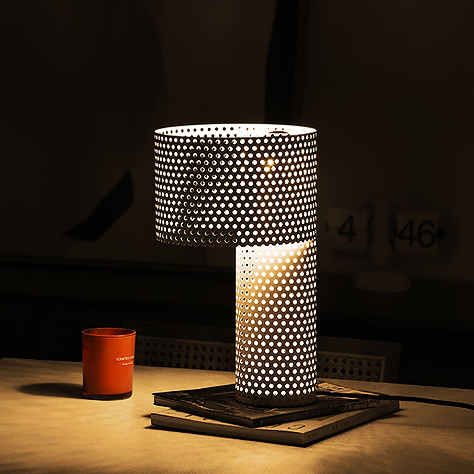 Ilsolyra Table Lamp - Blowlighting