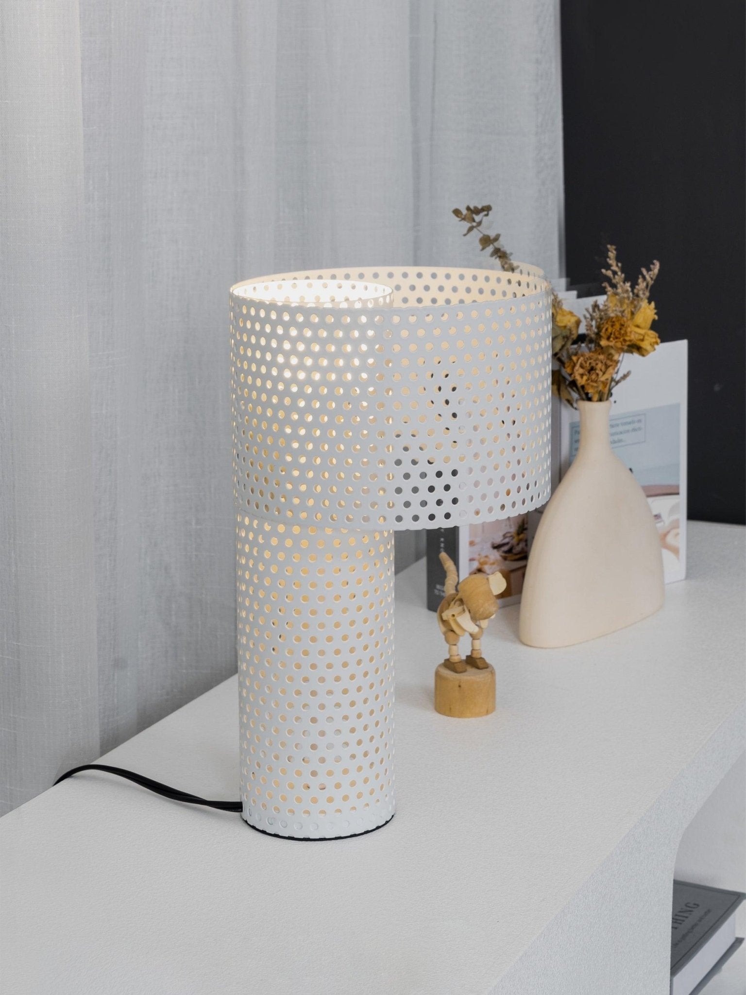 Ilsolyra Table Lamp - Blowlighting